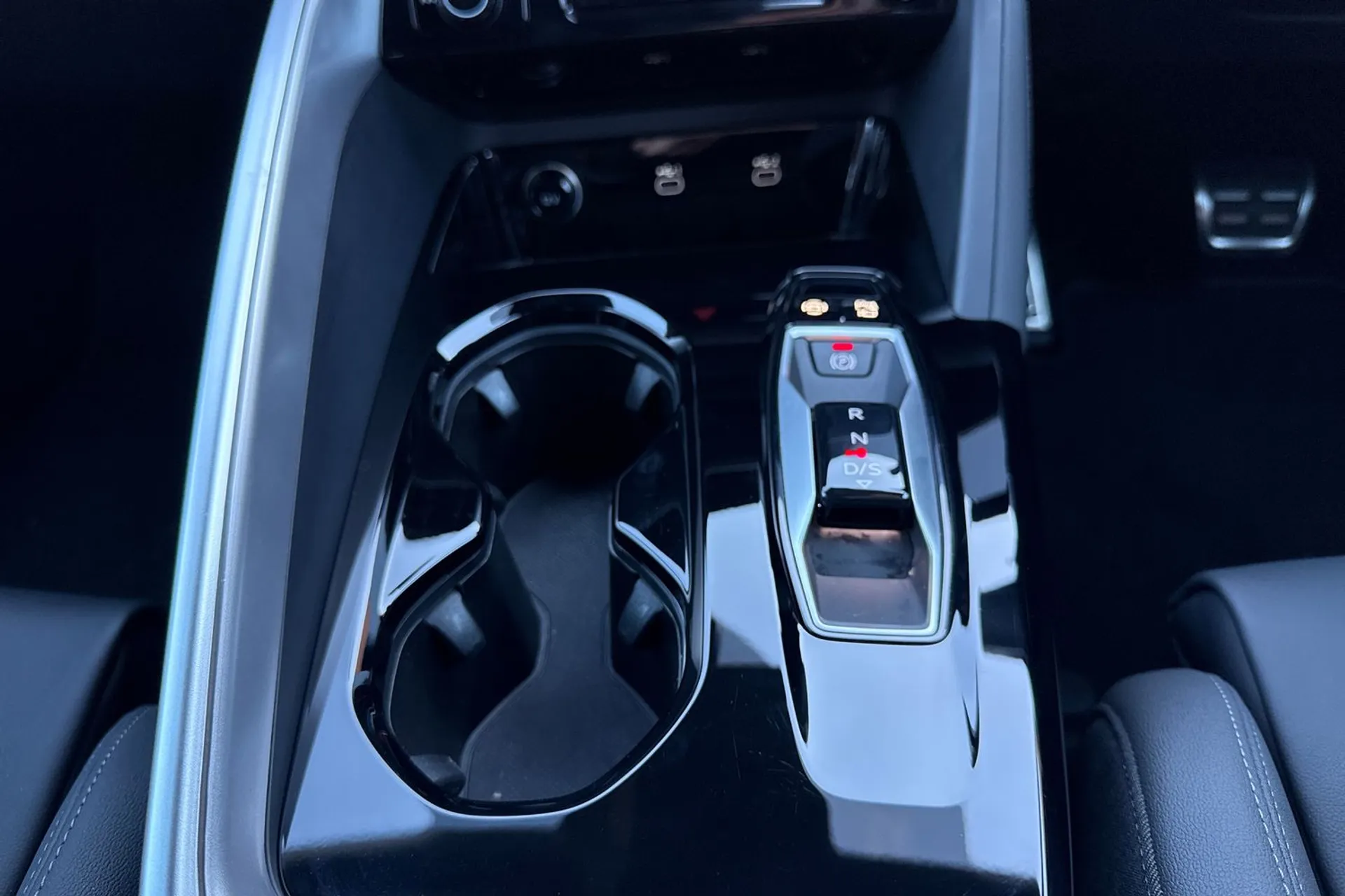 Audi Q5 thumbnail image number 43