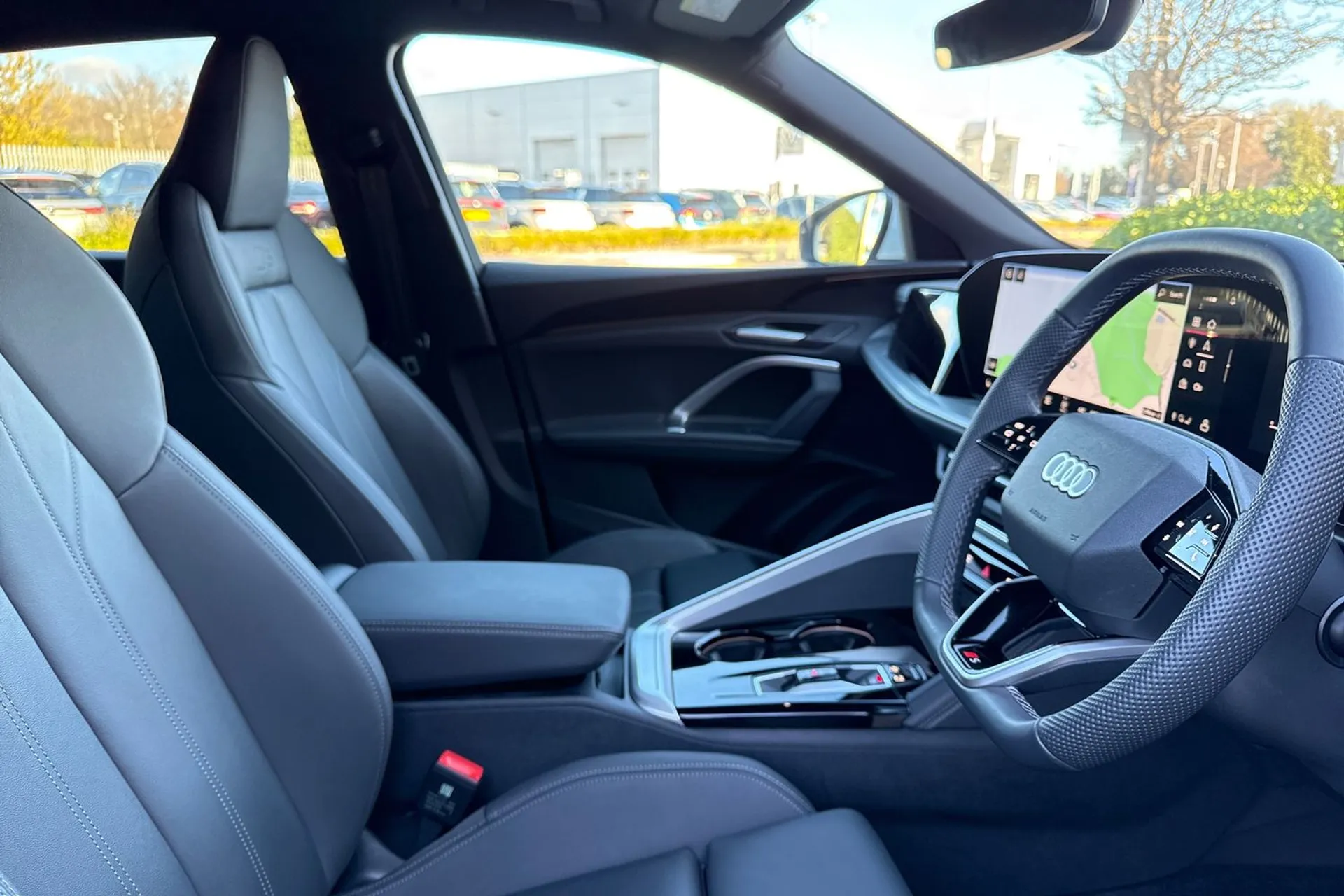 Audi Q5 thumbnail image number 29