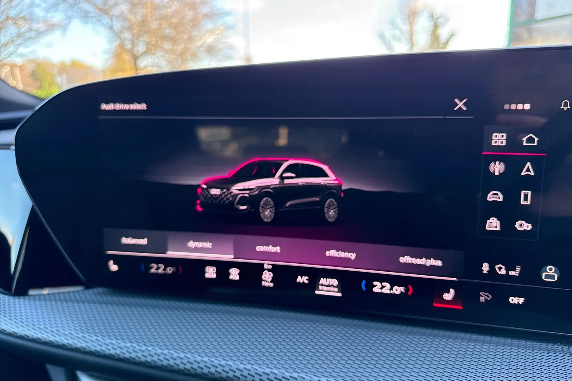 Audi Q5 thumbnail image number 22