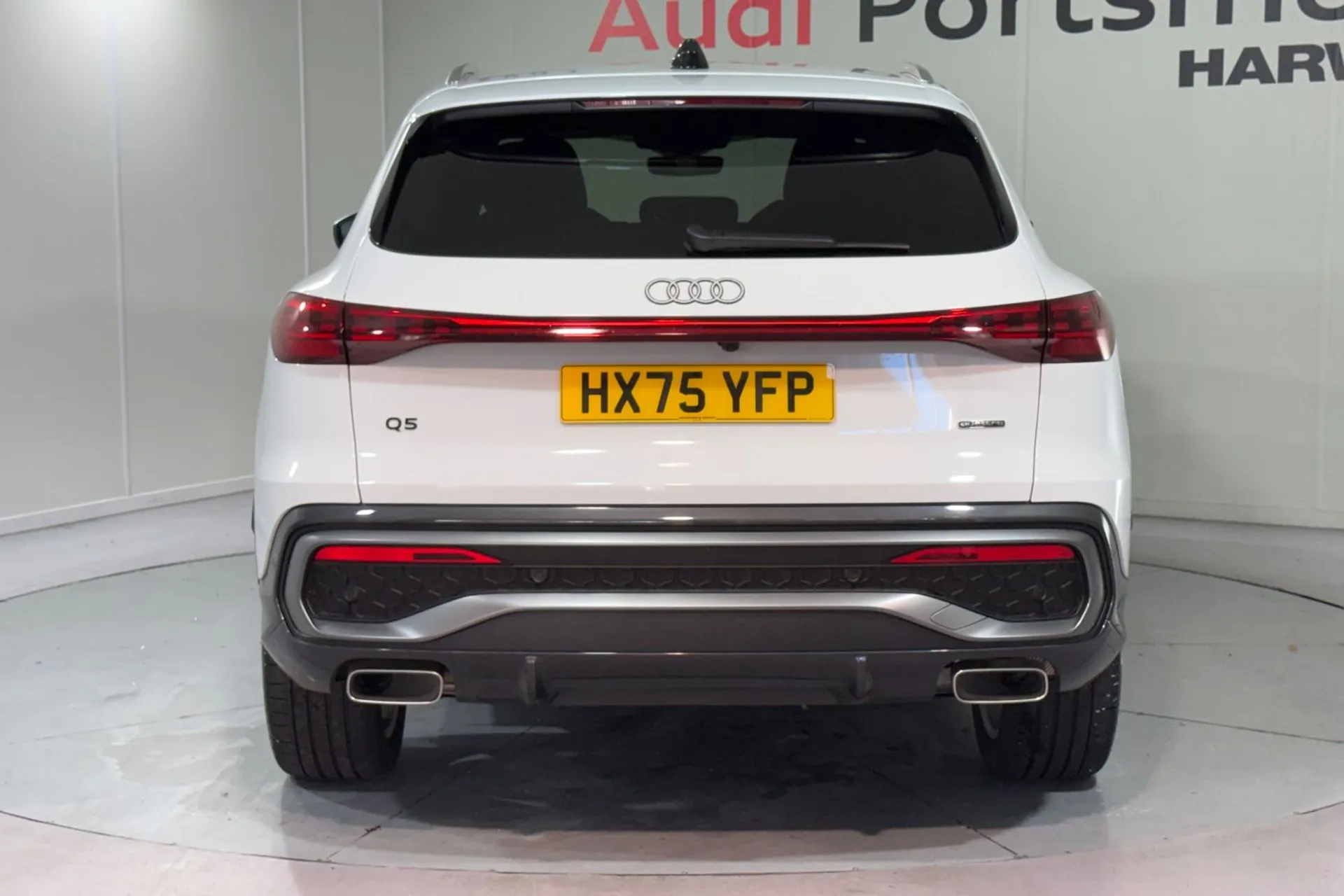 Audi Q5 thumbnail image number 8