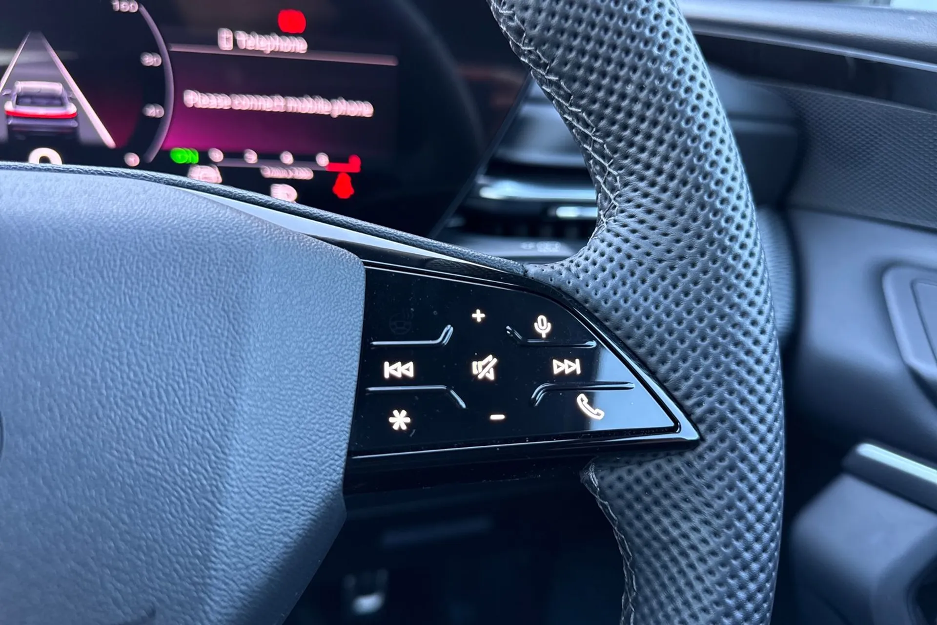 Audi Q5 thumbnail image number 45