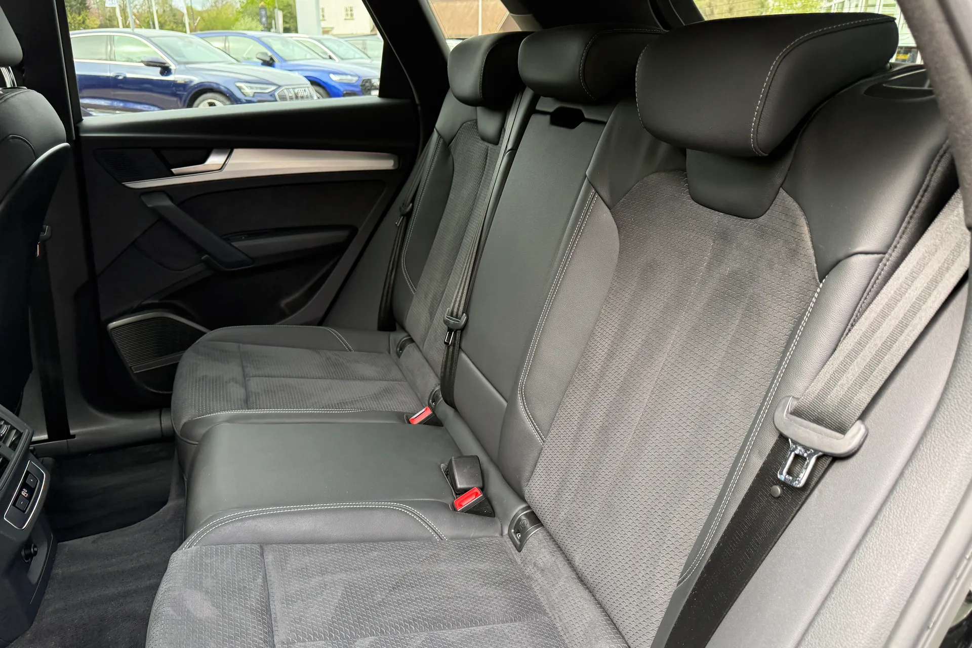 Audi Q5 thumbnail image number 56