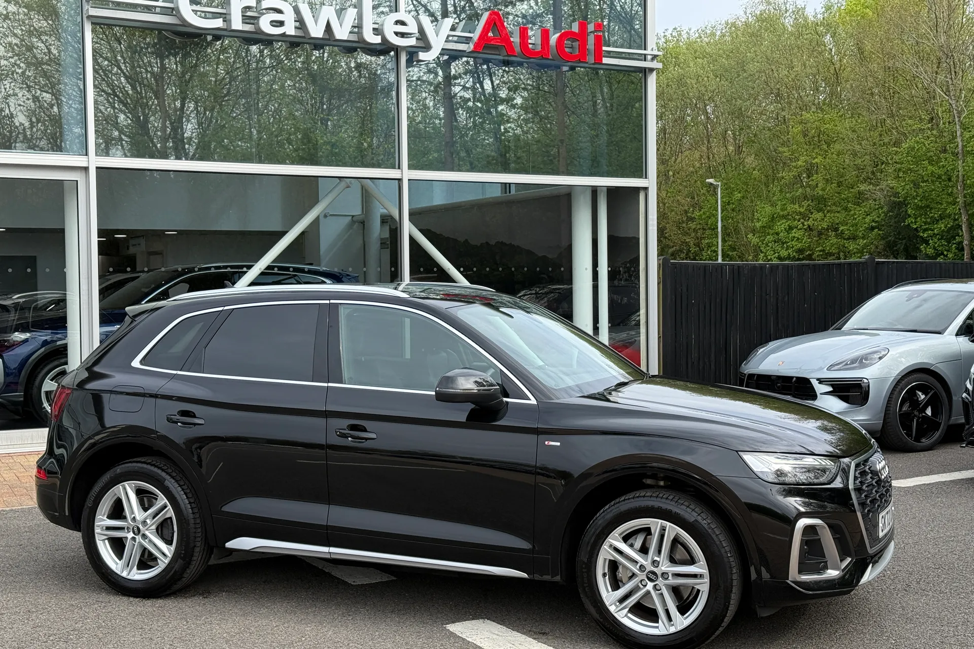 Audi Q5 thumbnail image number 2