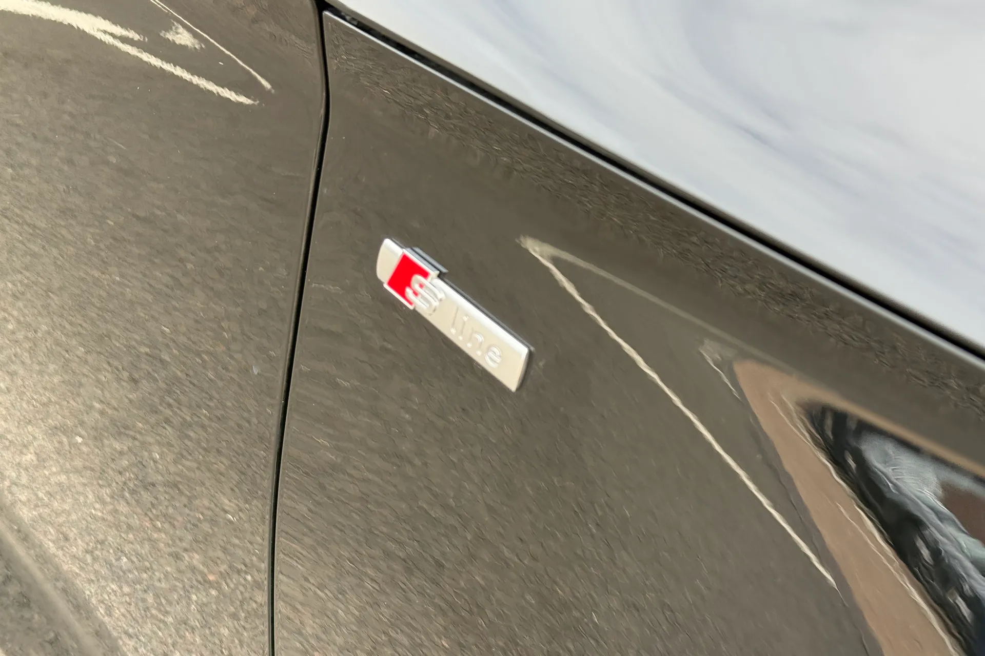 Audi Q5 thumbnail image number 9