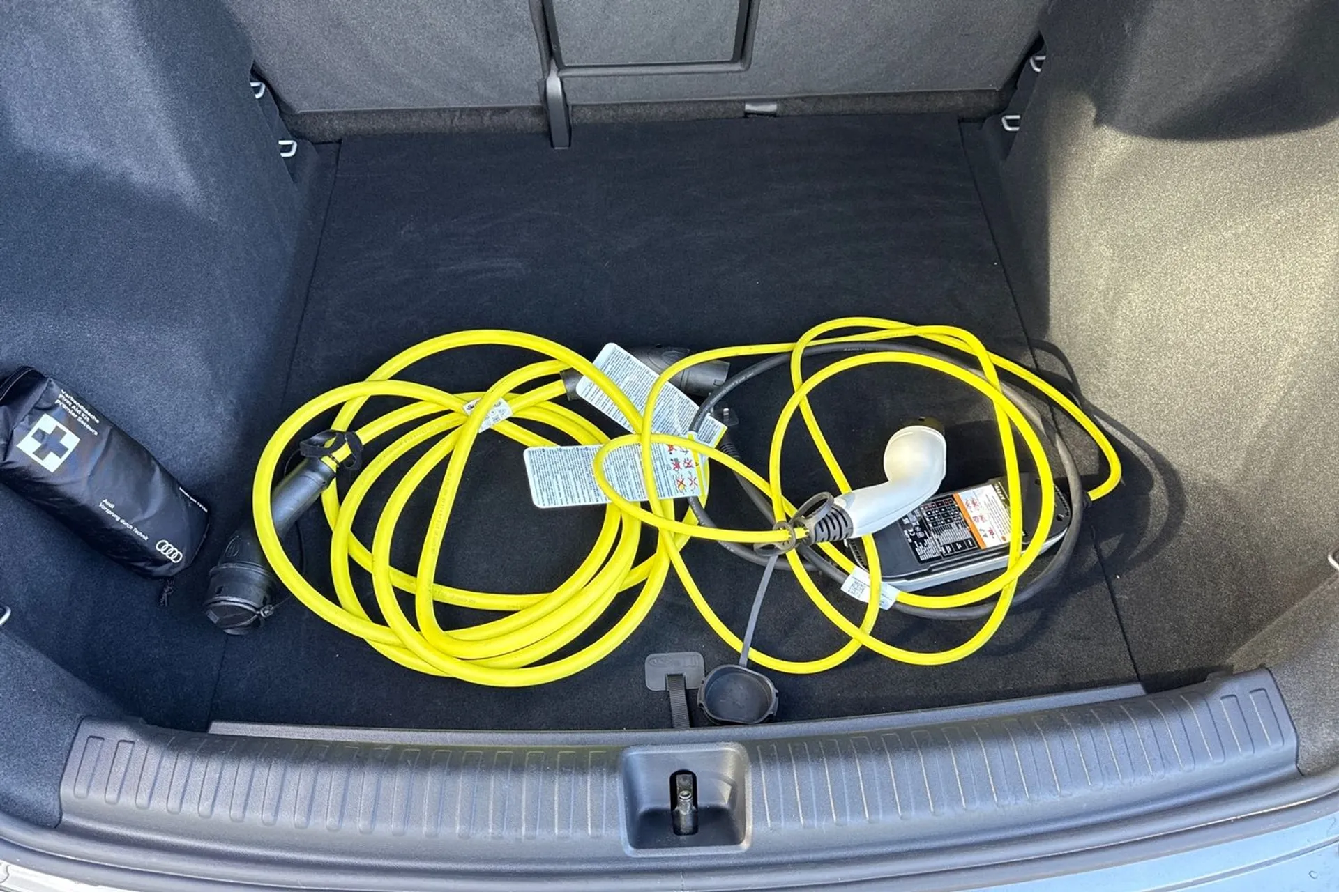 Audi Q4 thumbnail image number 5