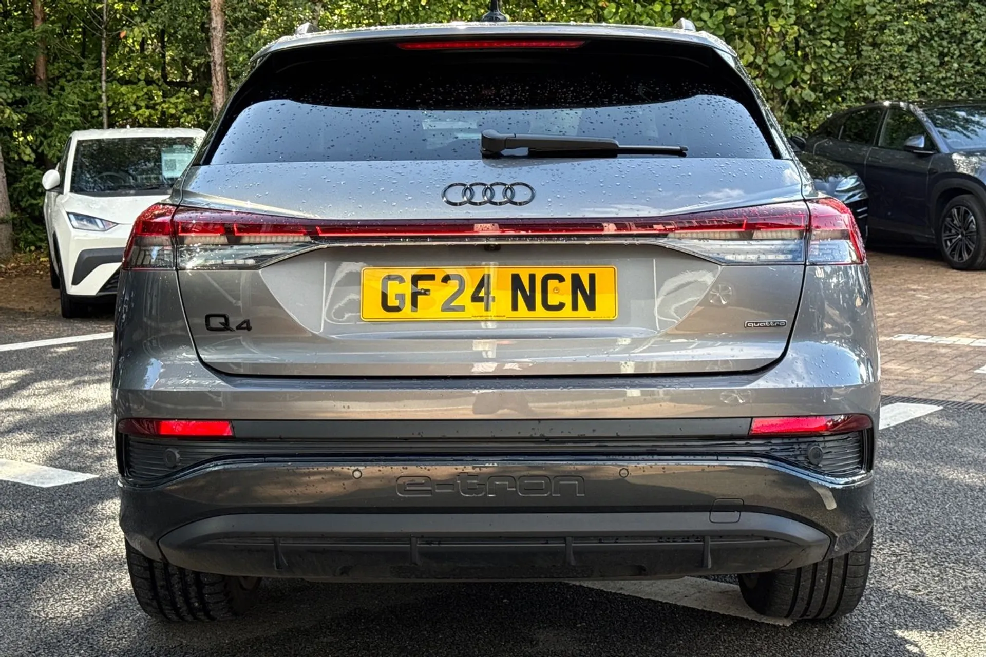 Audi Q4 thumbnail image number 8