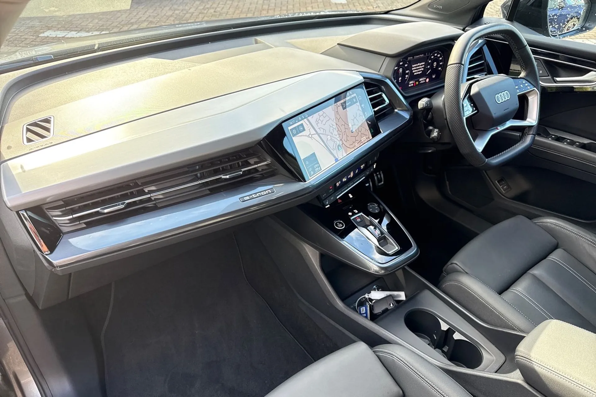 Audi Q4 thumbnail image number 27