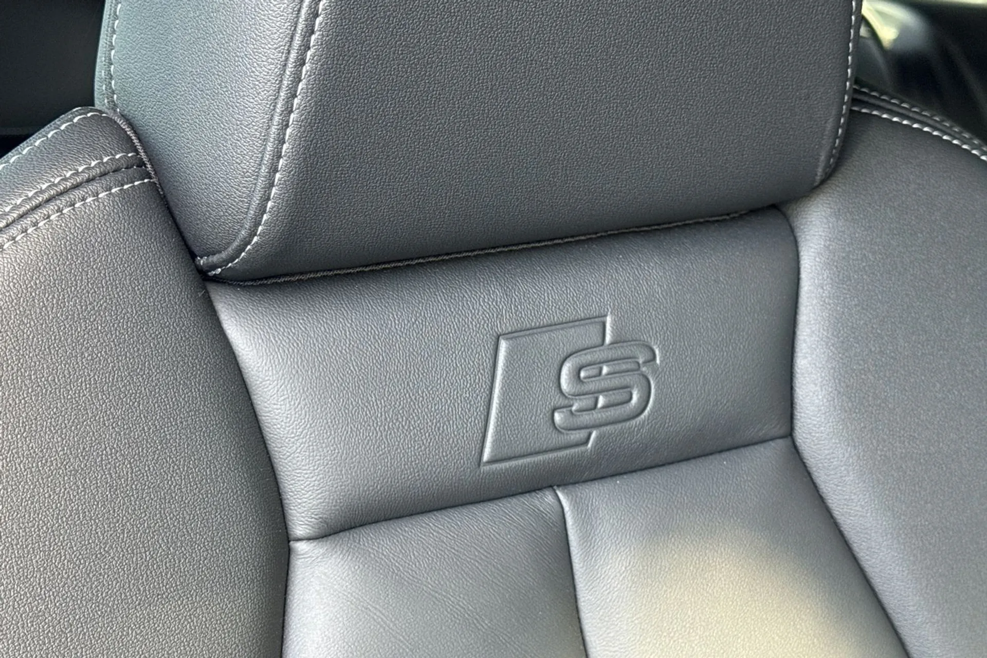 Audi Q4 thumbnail image number 46