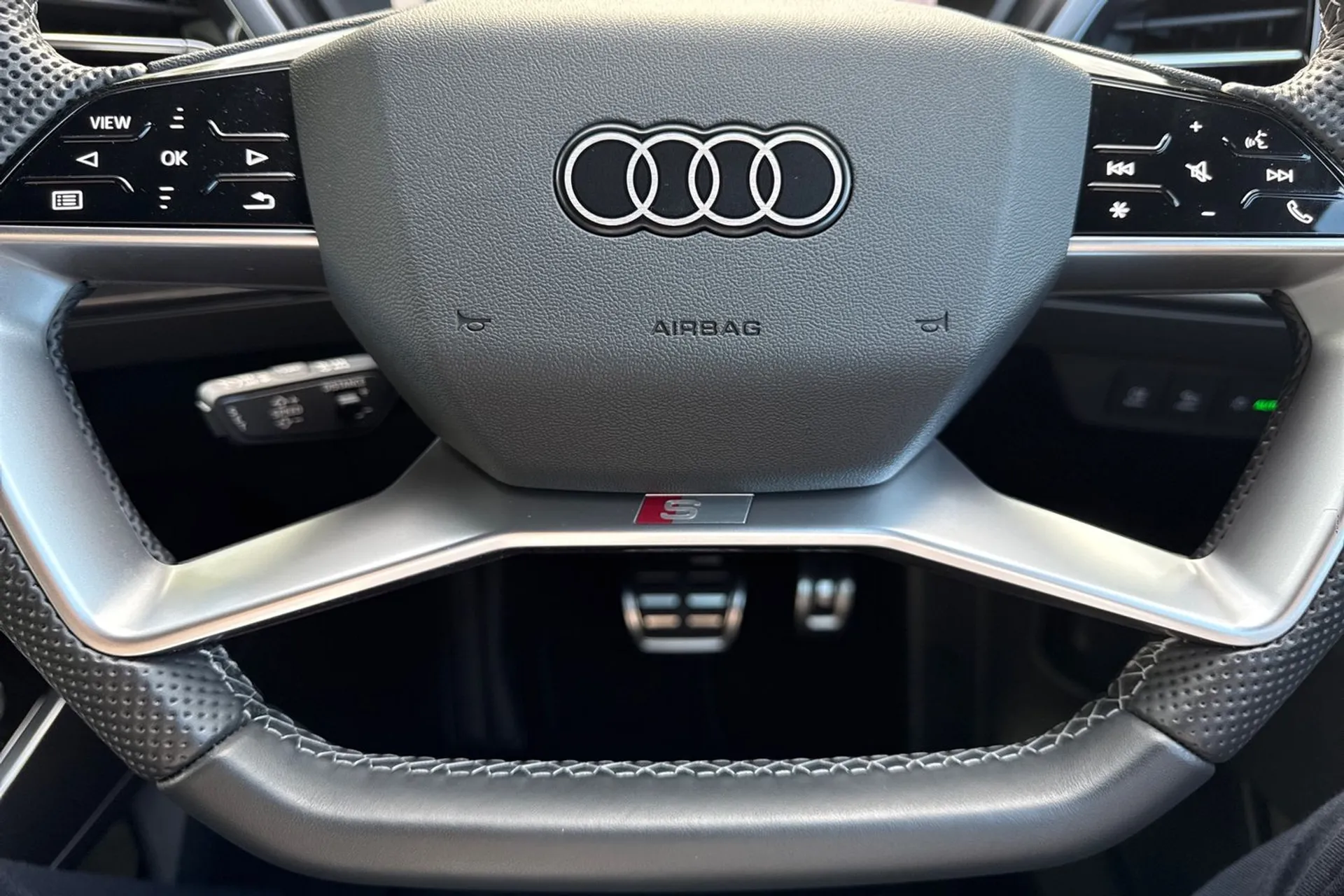 Audi Q4 thumbnail image number 54