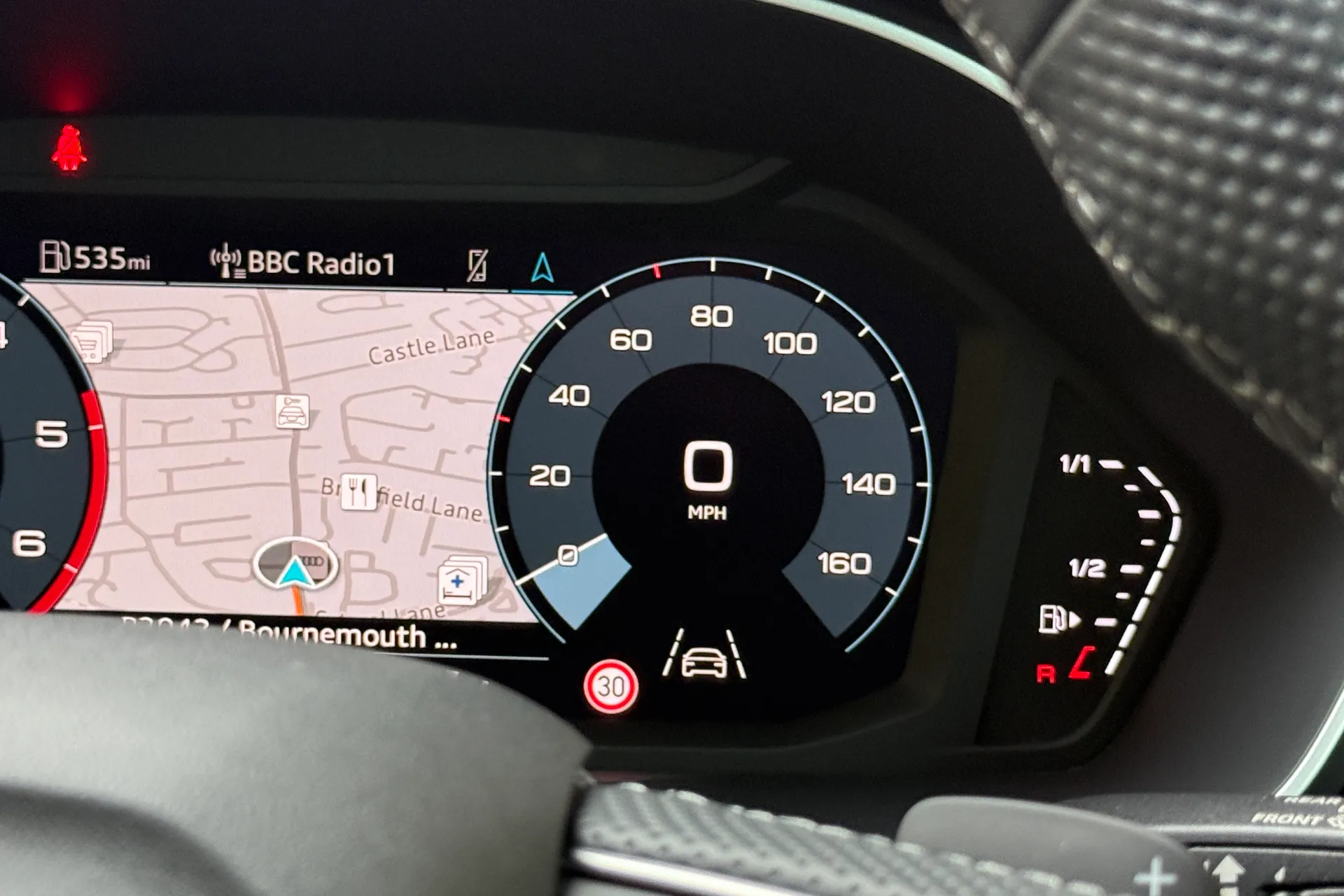 Audi Q3 thumbnail image number 64