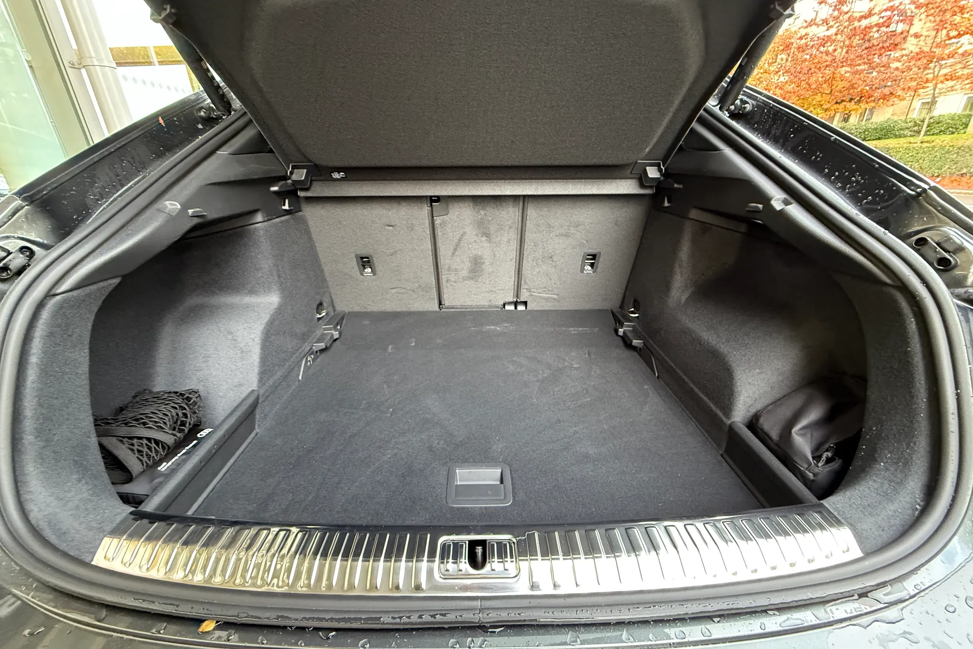 Audi Q3 thumbnail image number 25