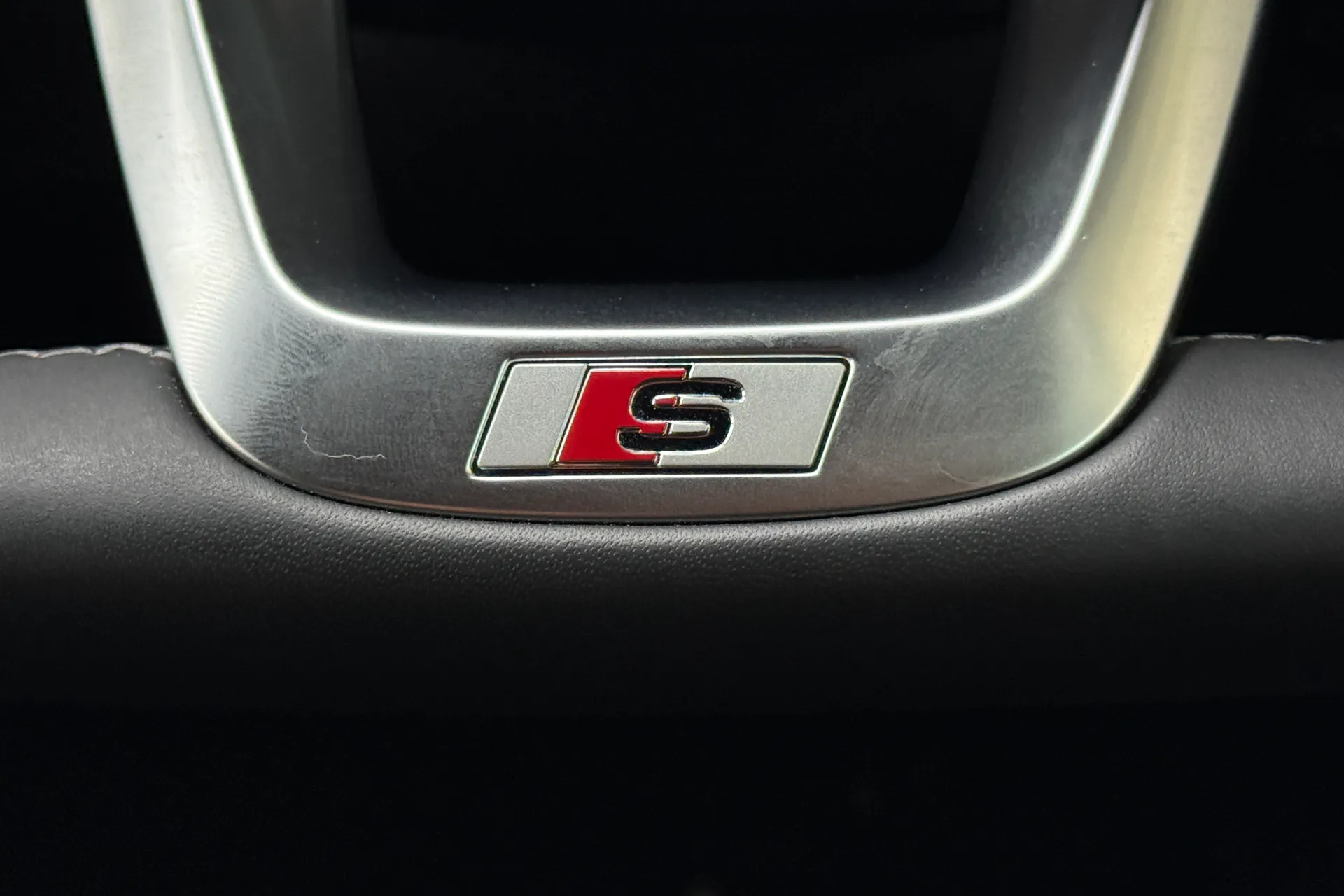 Audi Q3 thumbnail image number 68