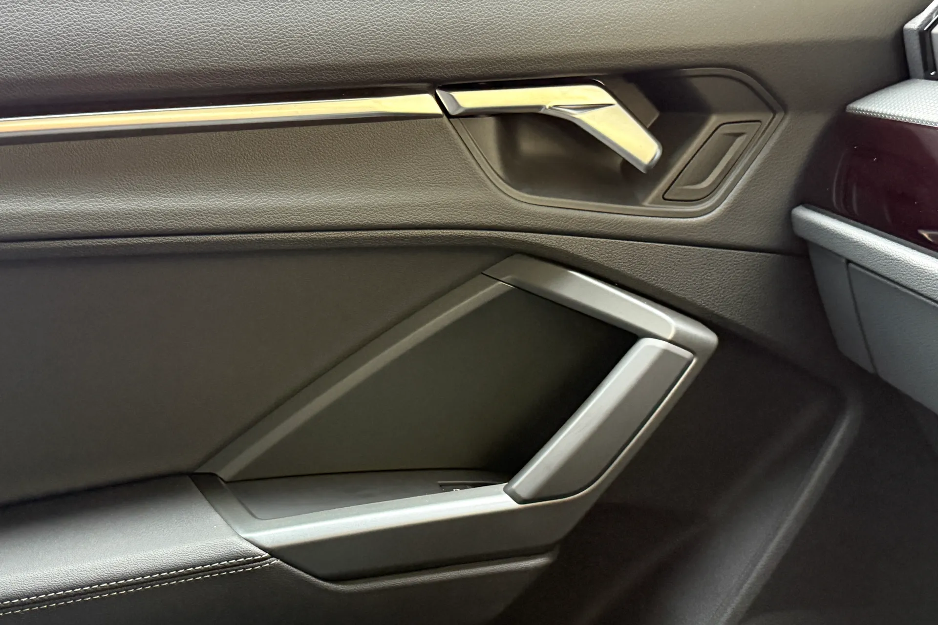 Audi Q3 thumbnail image number 59