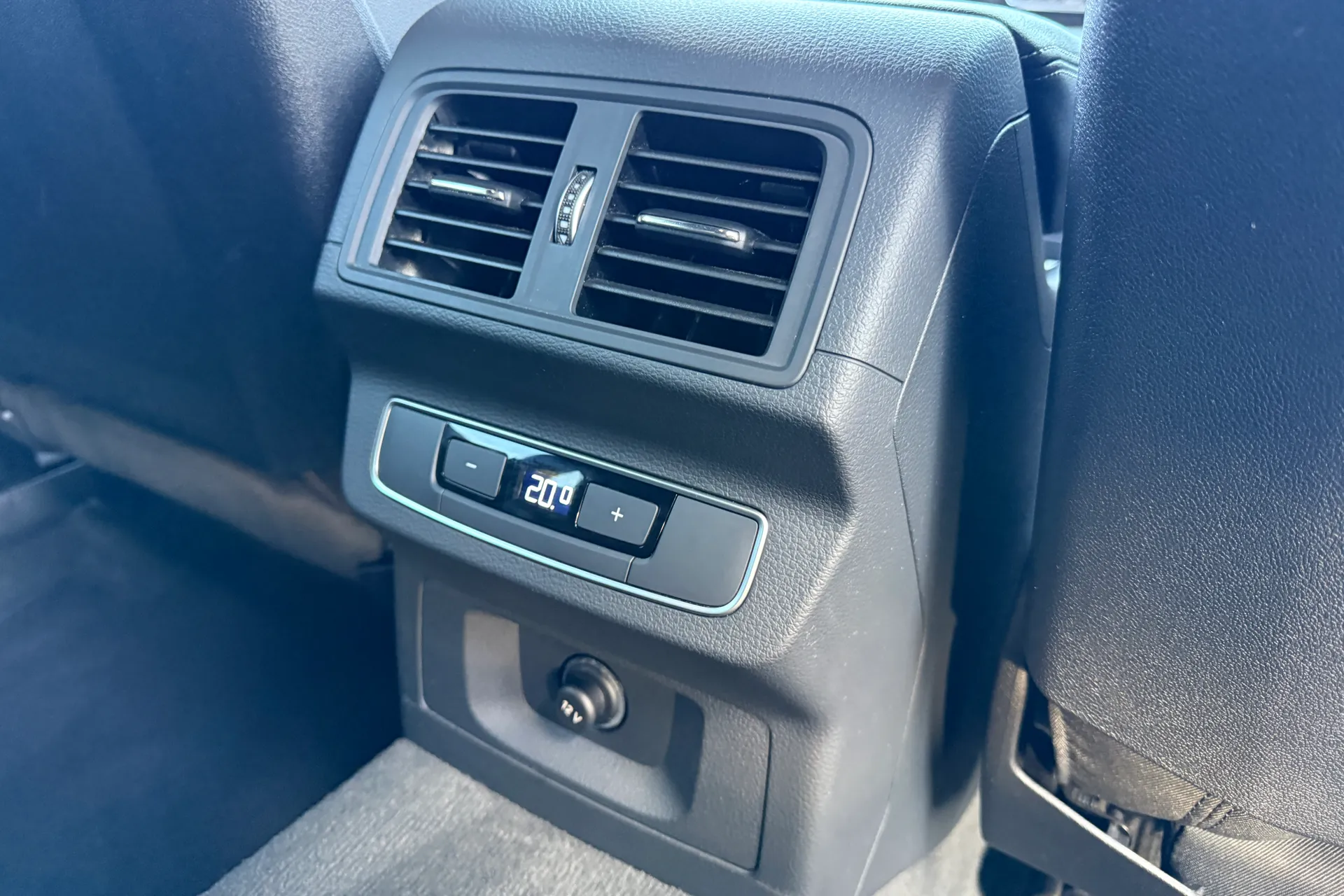 Audi Q5 thumbnail image number 43