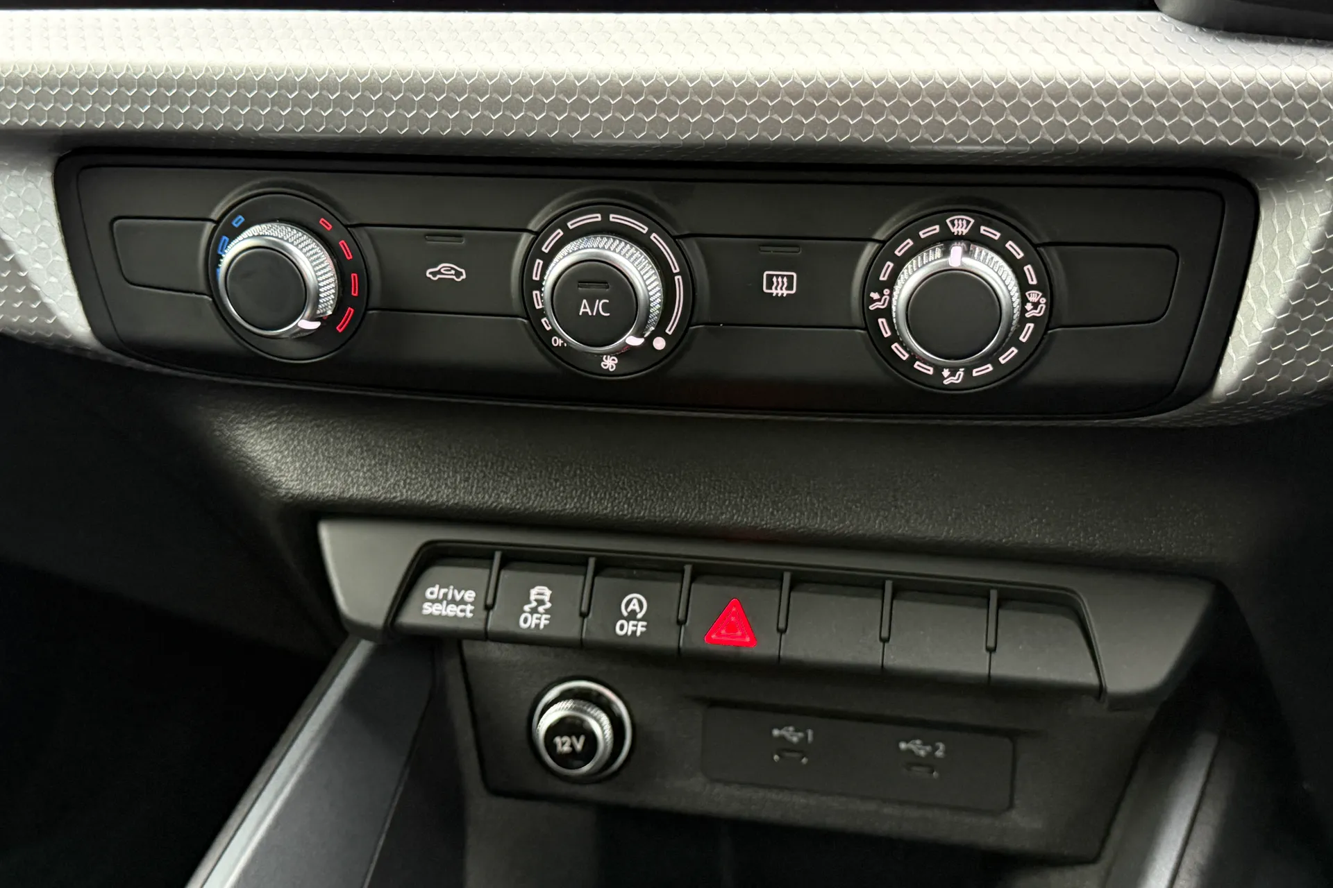 Audi A1 thumbnail image number 12