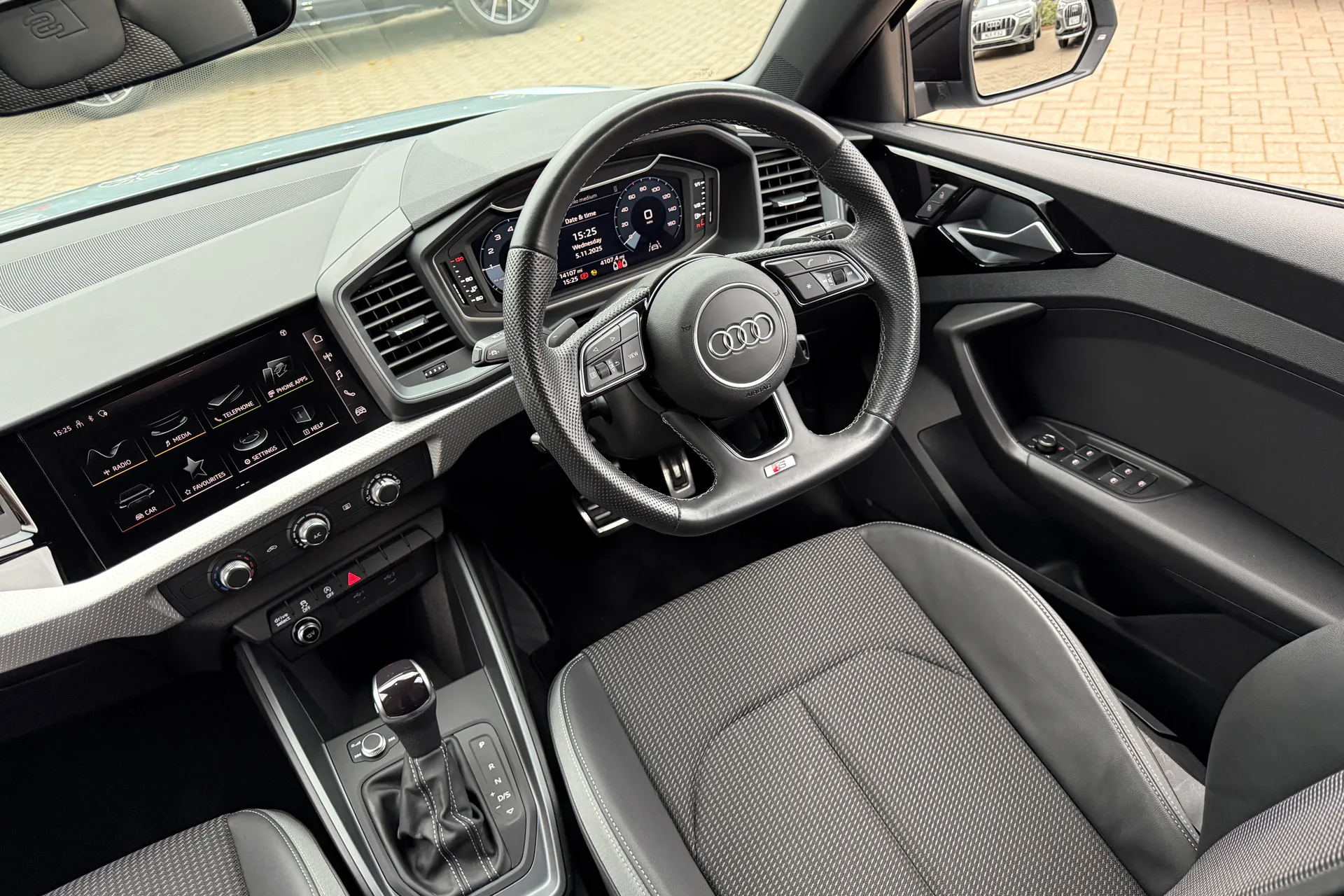 Audi A1 thumbnail image number 35