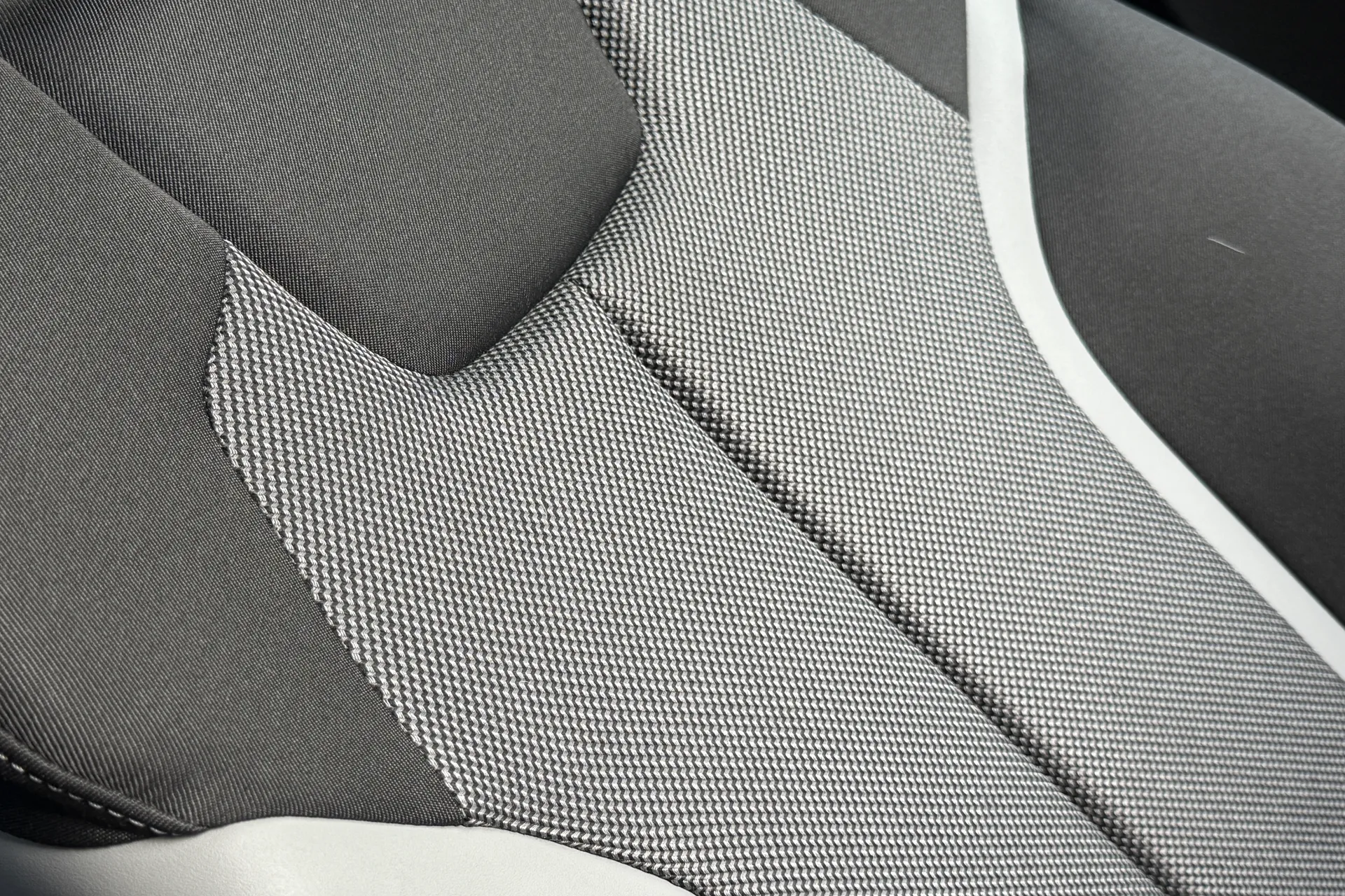 Audi Q2 thumbnail image number 54