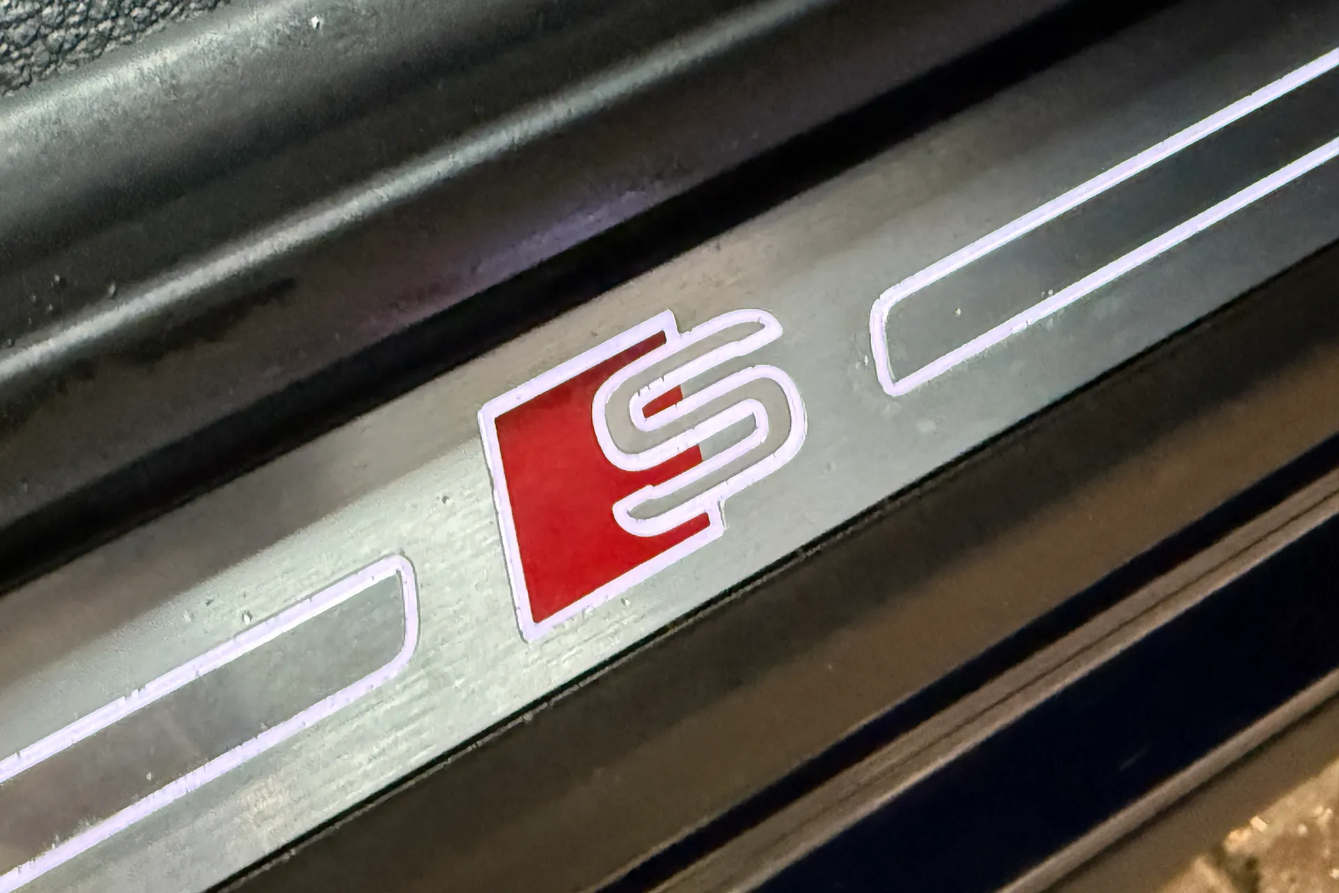 Audi Q3 thumbnail image number 33