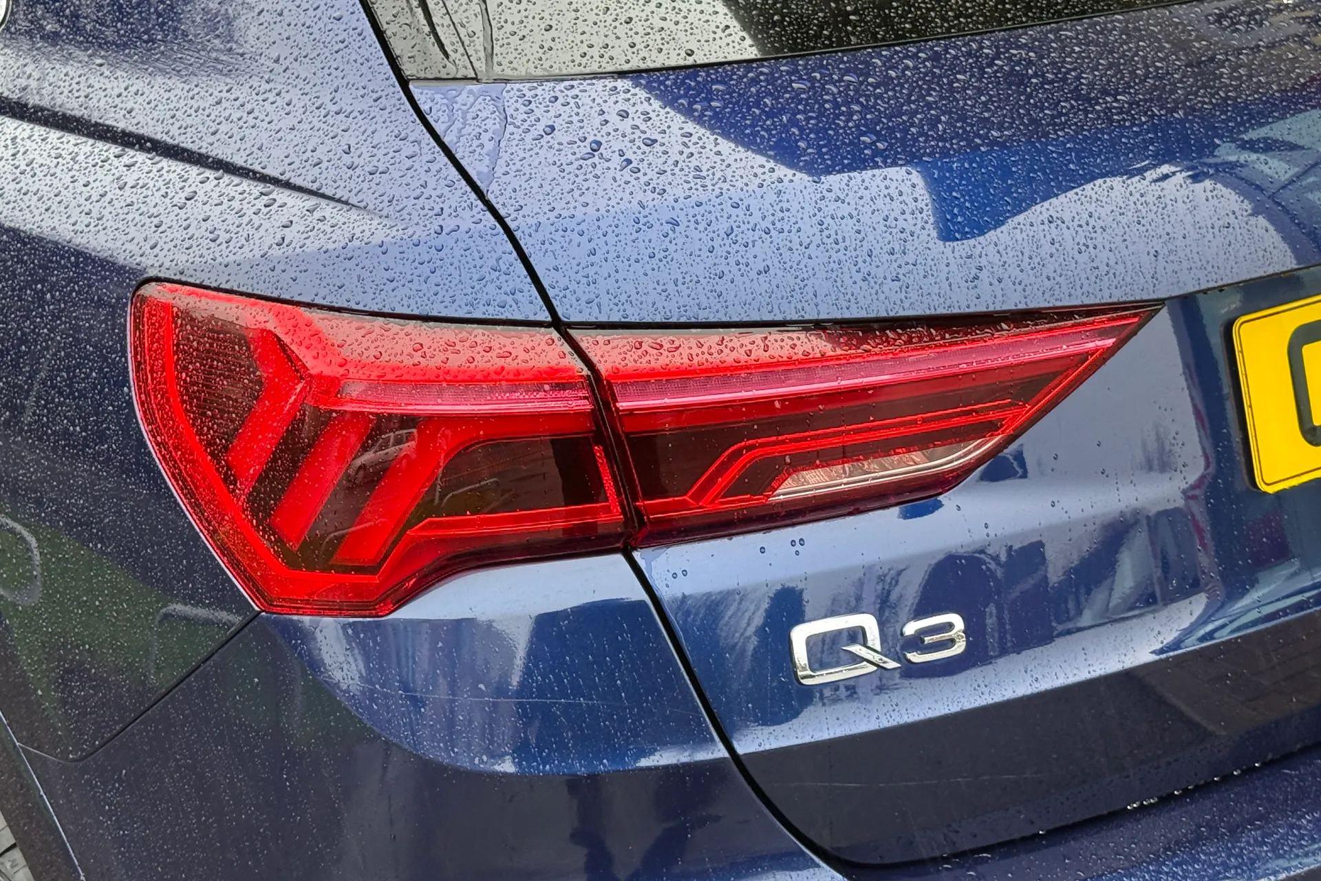 Audi Q3 thumbnail image number 45