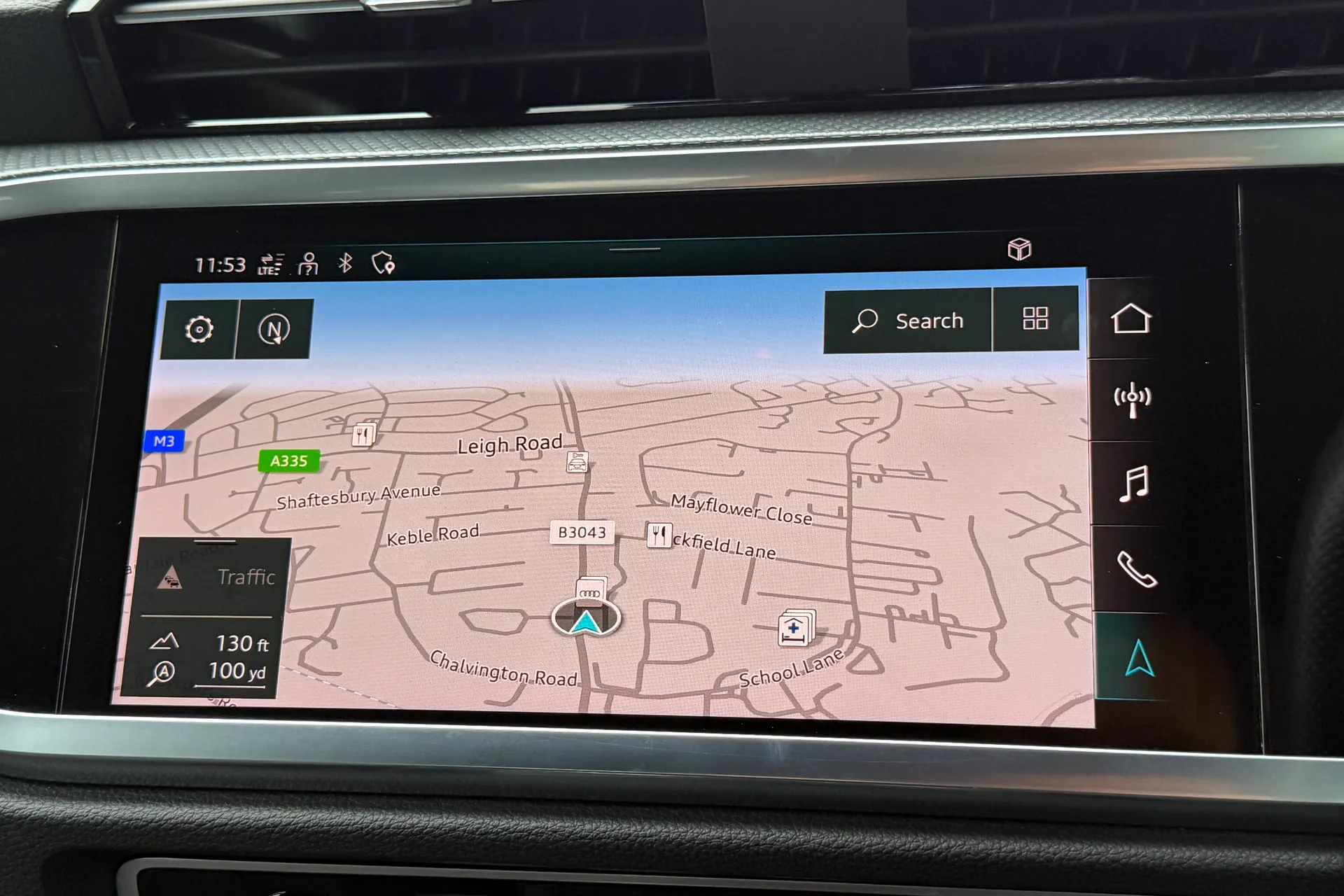 Audi Q3 thumbnail image number 4