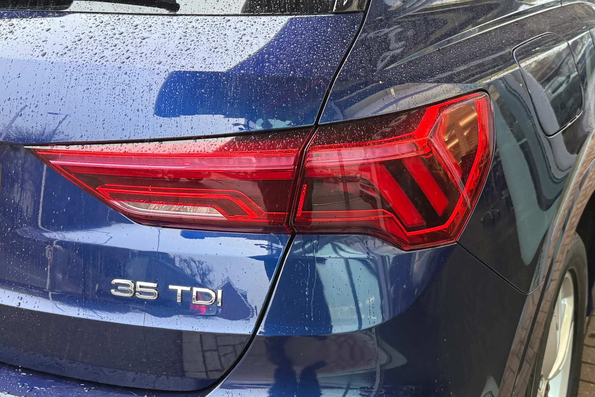 Audi Q3 thumbnail image number 41