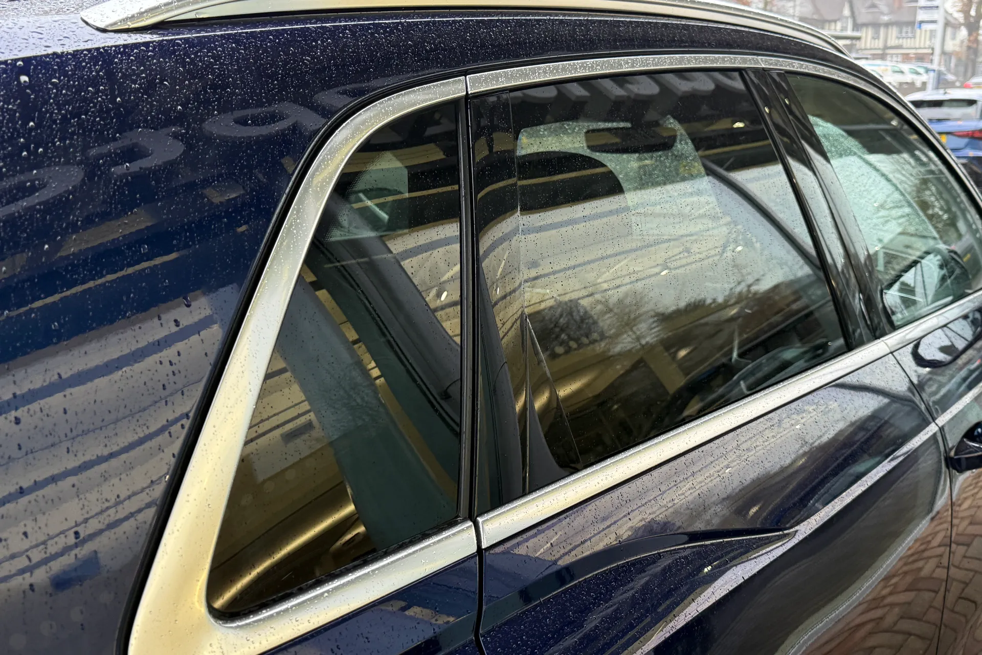 Audi Q3 thumbnail image number 42