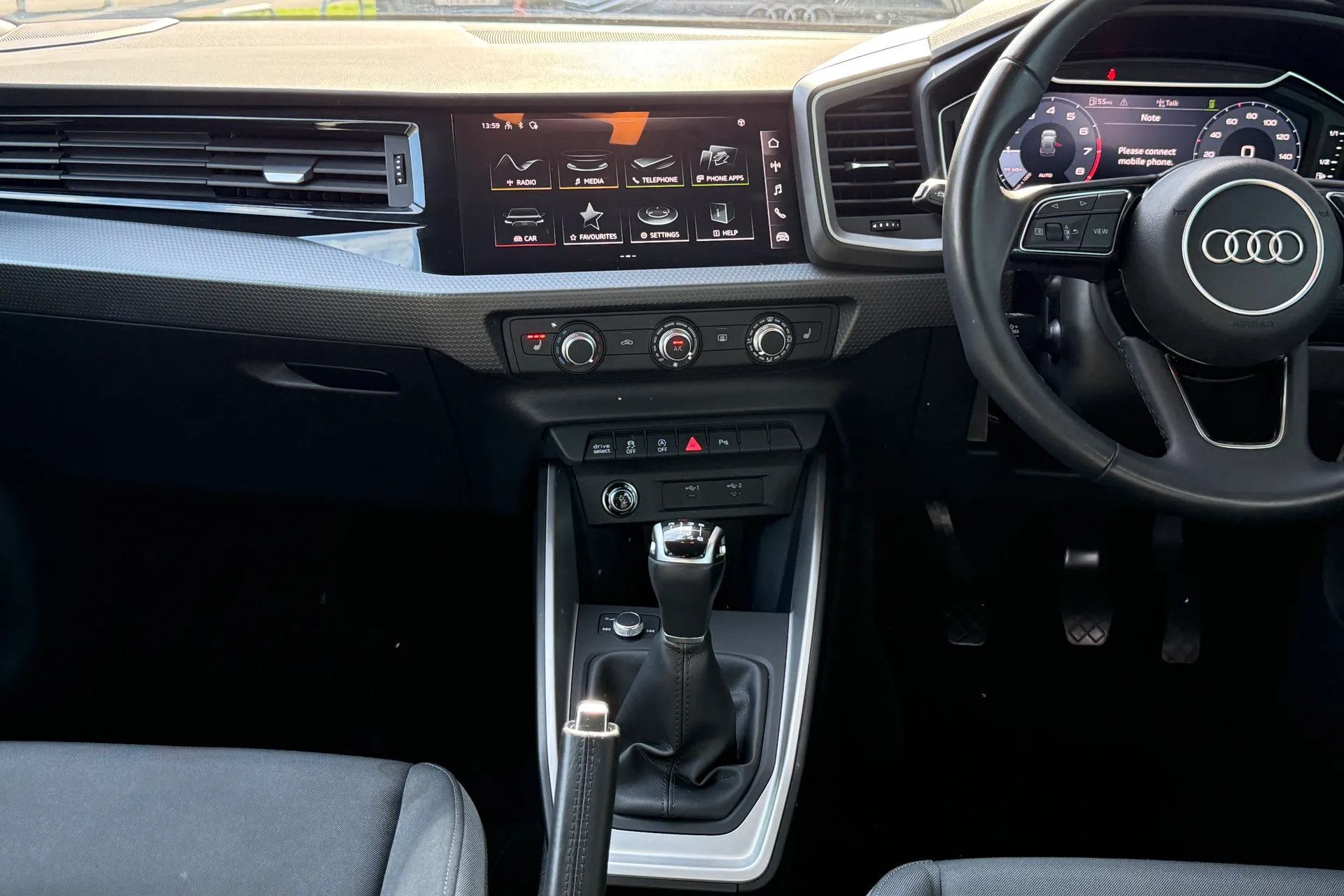 Audi A1 thumbnail image number 32