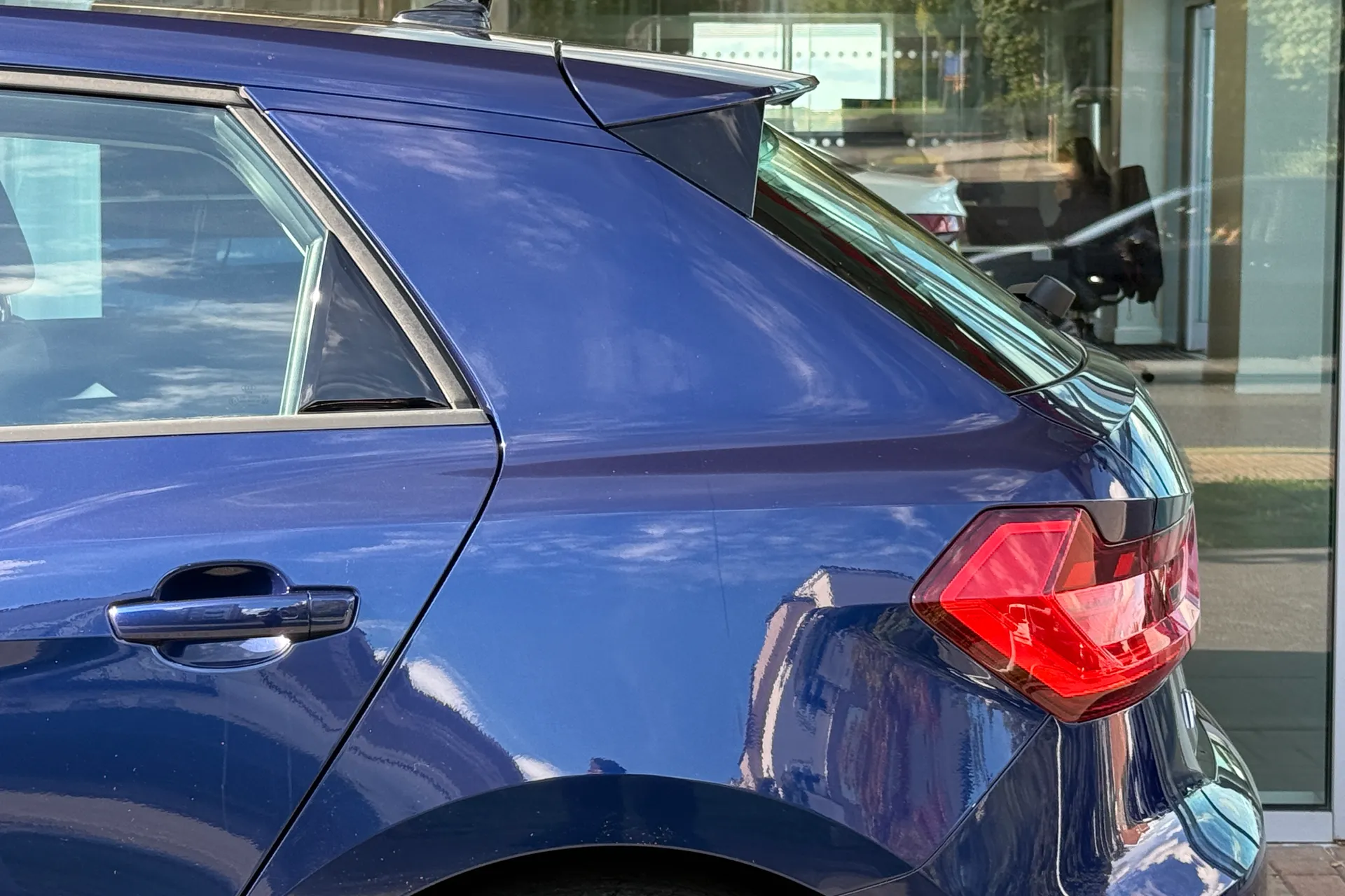 Audi A1 thumbnail image number 40