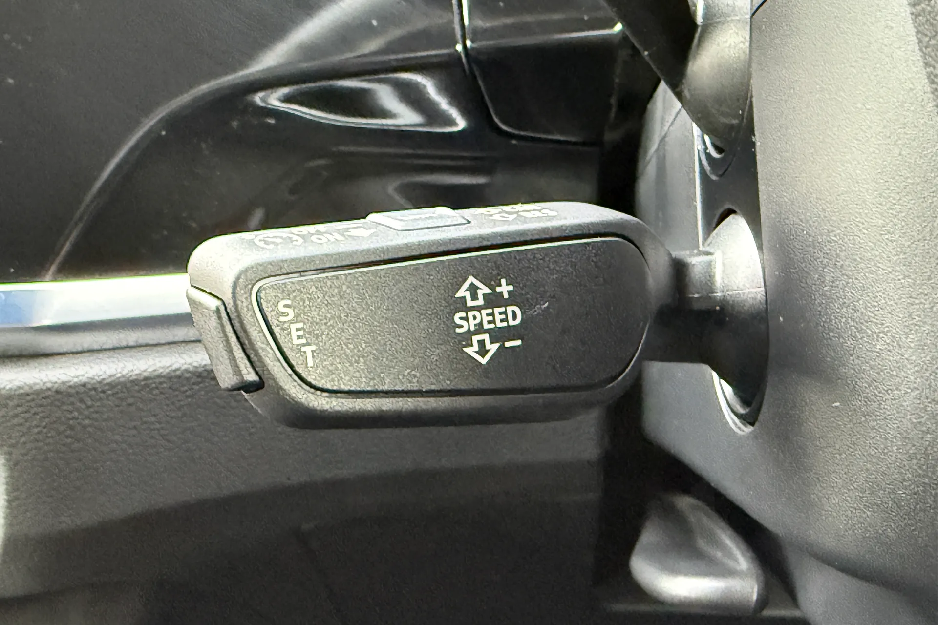 Audi Q3 thumbnail image number 13