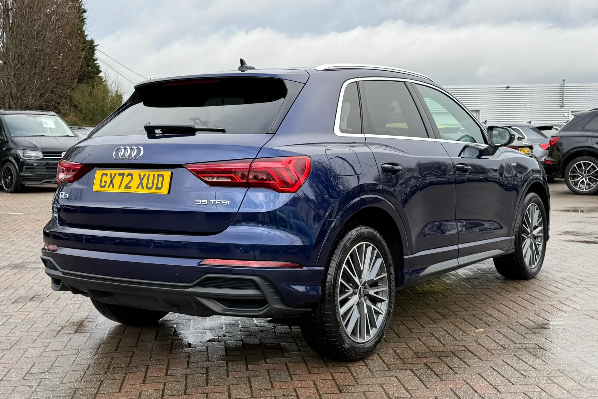Audi Q3 thumbnail image number 28
