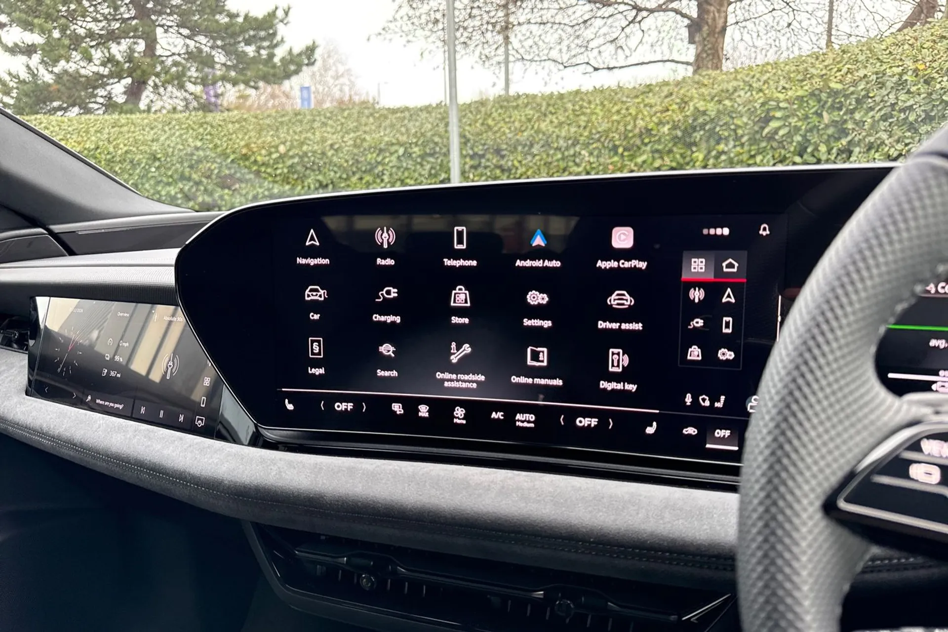 Audi A6 e-tron Avant thumbnail image number 11