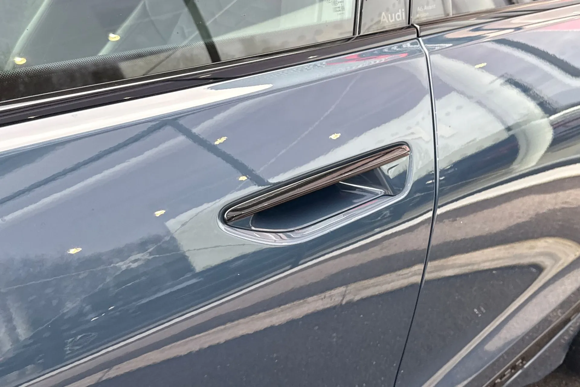 Audi A6 e-tron Avant thumbnail image number 31