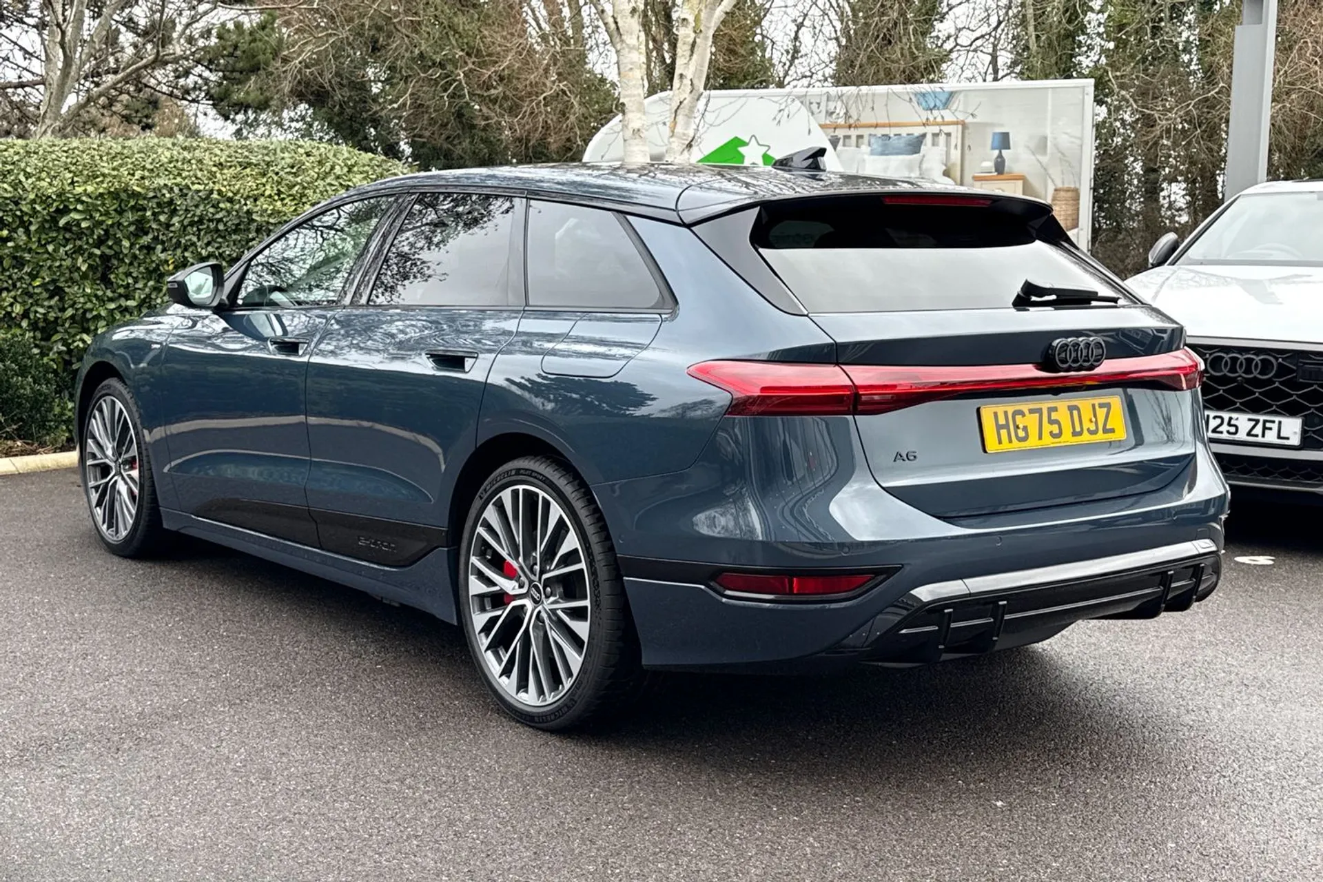 Audi A6 e-tron Avant thumbnail image number 17