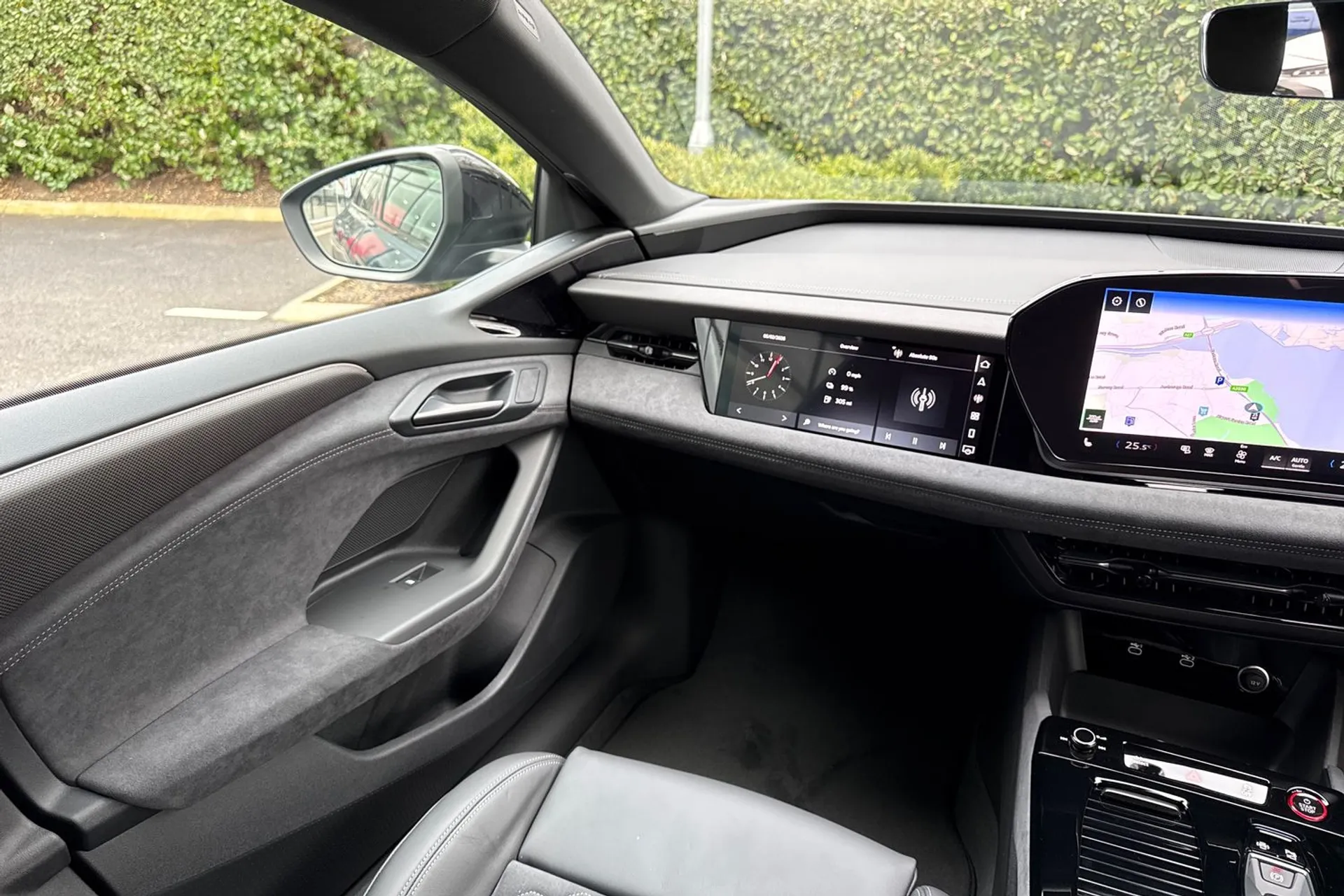 Audi A6 e-tron Avant thumbnail image number 52