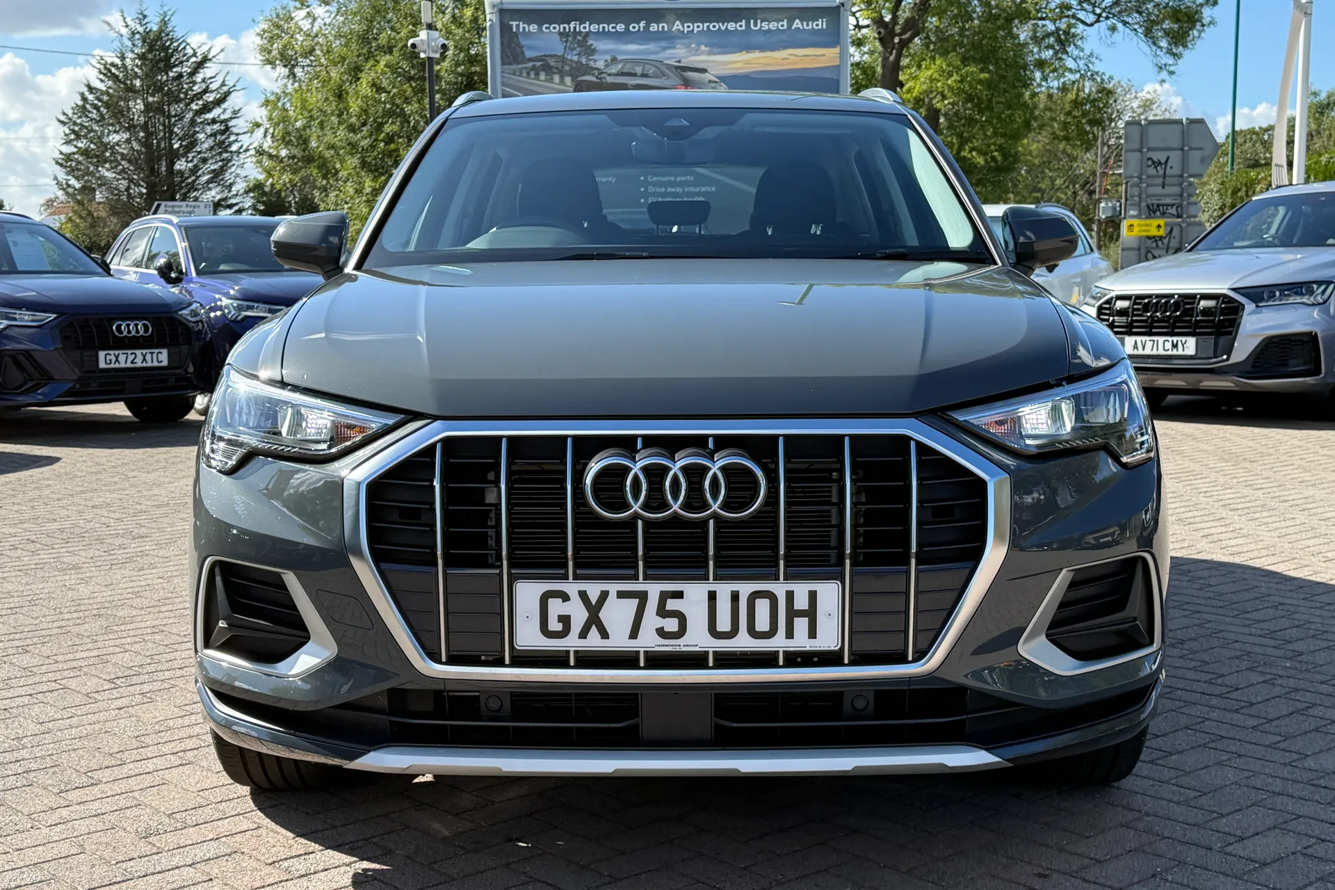 Audi Q3 thumbnail image number 25