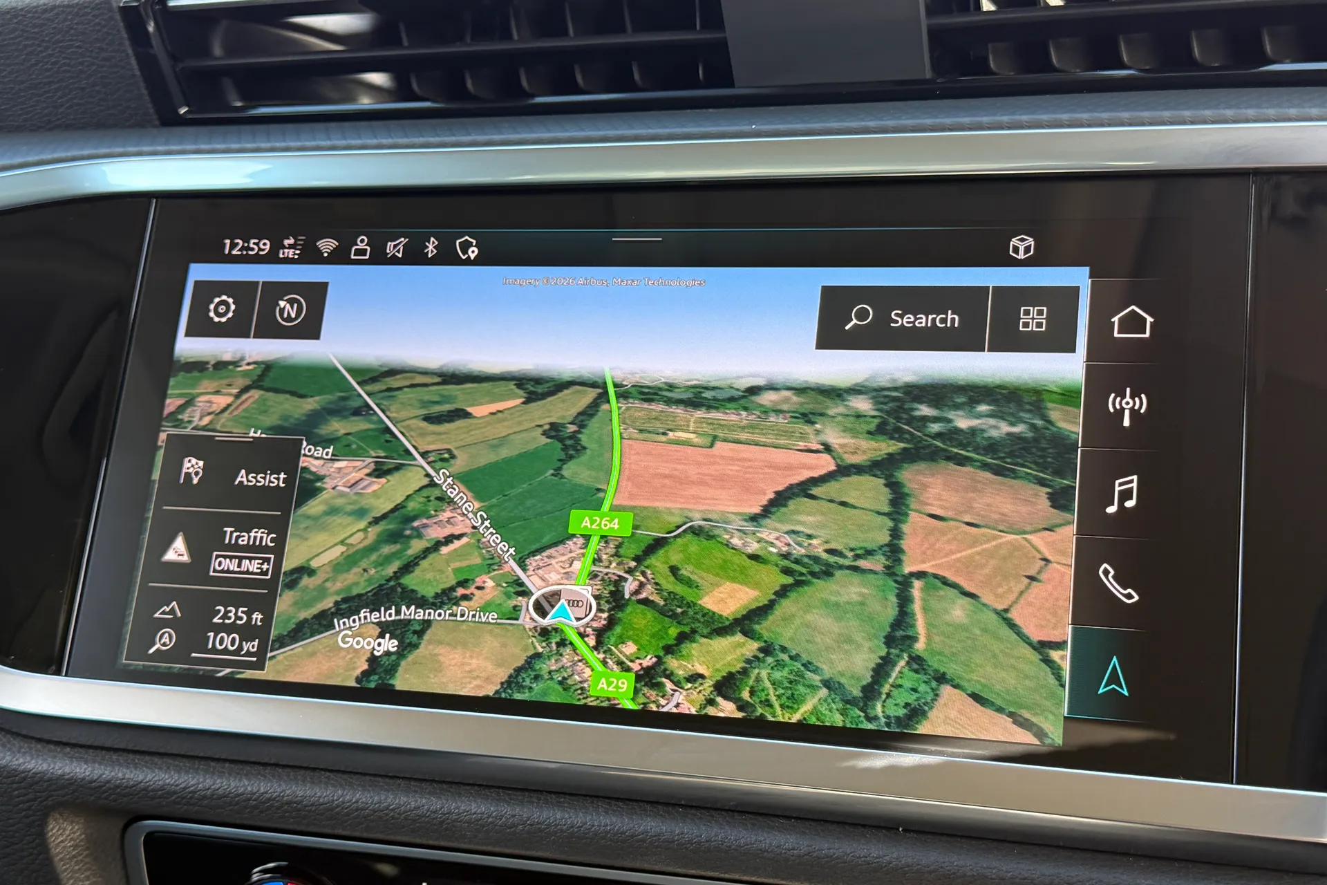 Audi Q3 thumbnail image number 4