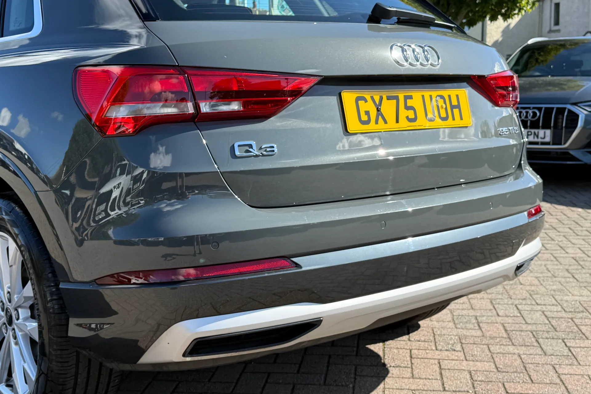 Audi Q3 thumbnail image number 49