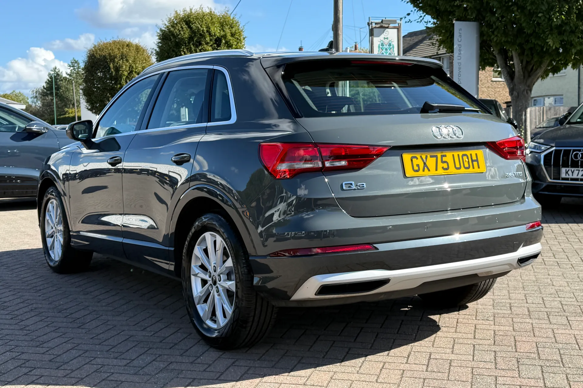 Audi Q3 thumbnail image number 34