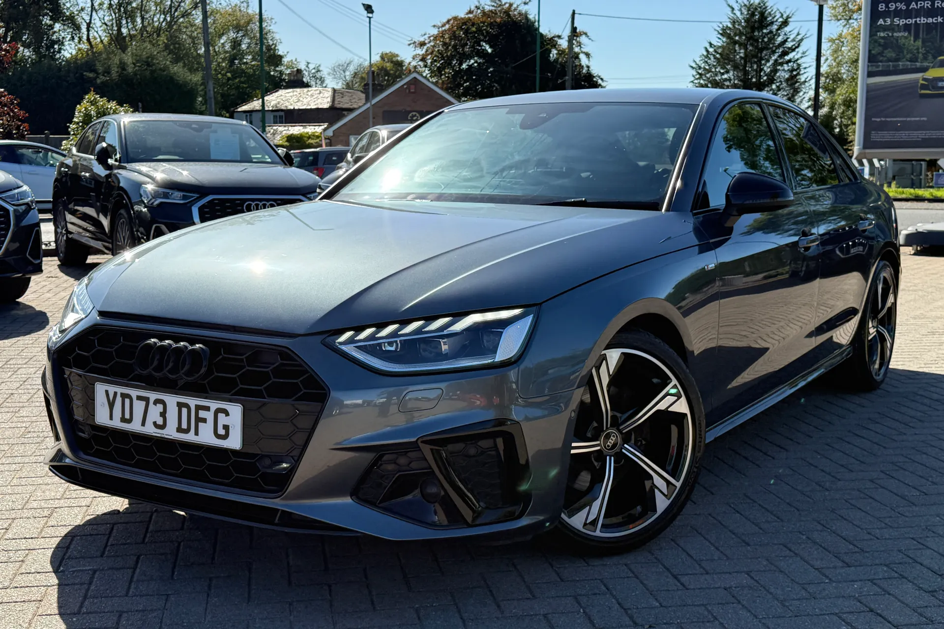 Audi A4 thumbnail image number 27