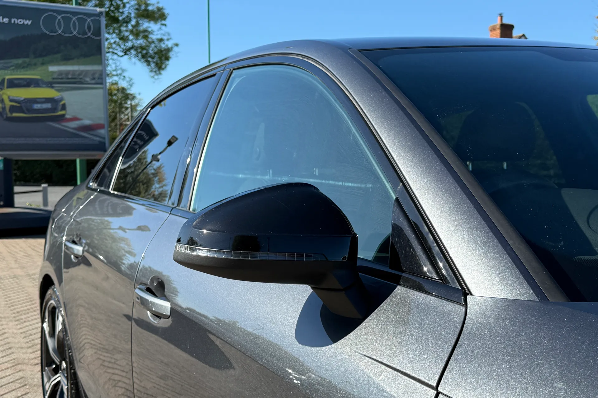 Audi A4 thumbnail image number 50