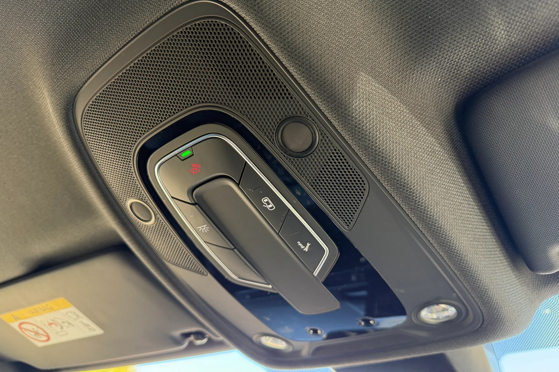 Audi A4 thumbnail image number 21