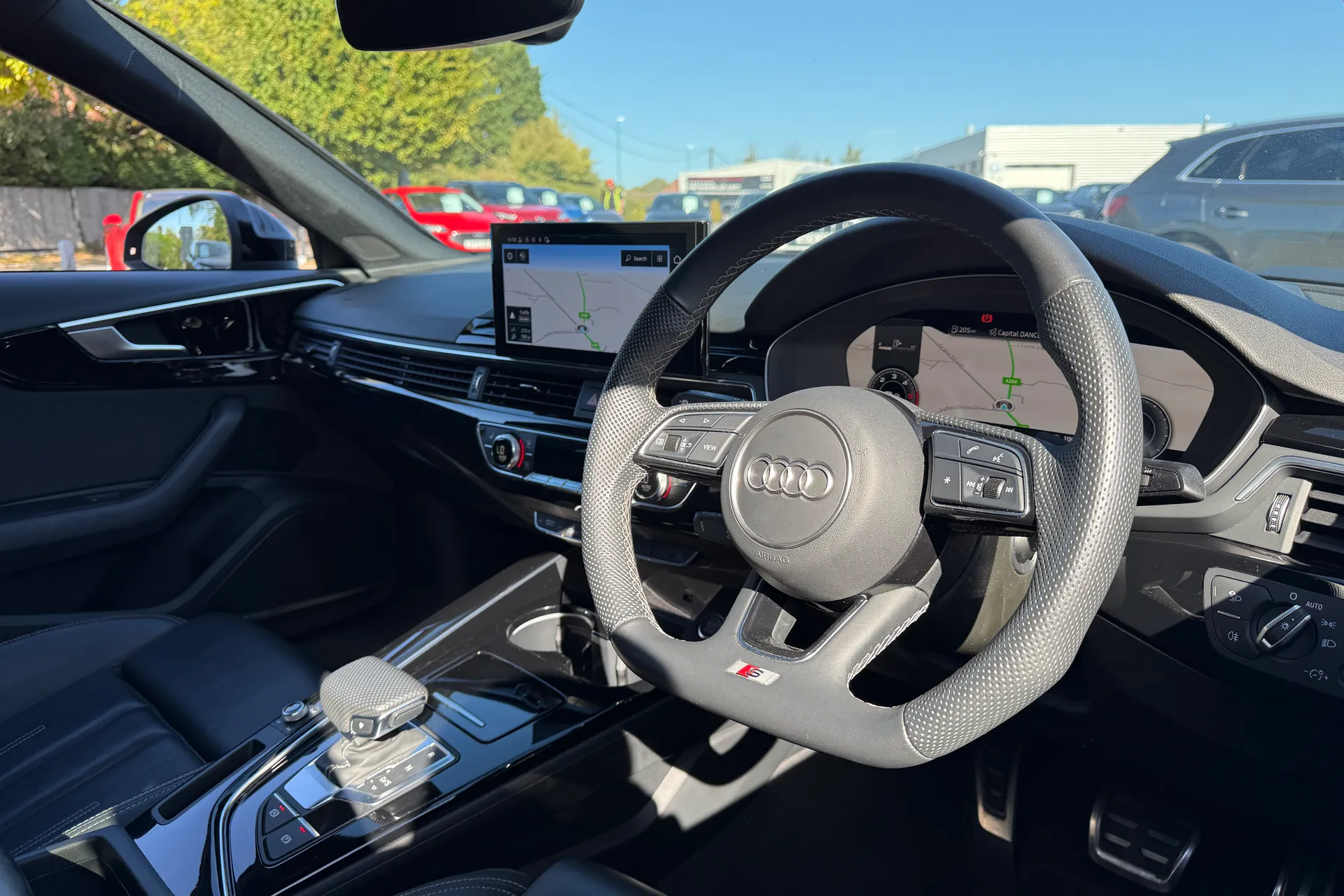 Audi A4 thumbnail image number 29