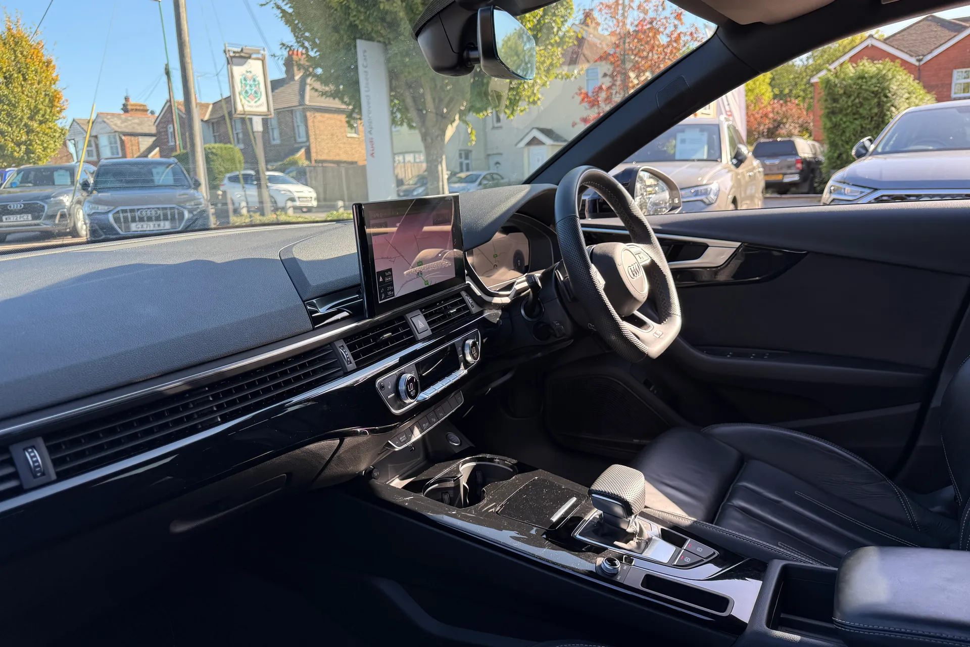 Audi A4 thumbnail image number 30