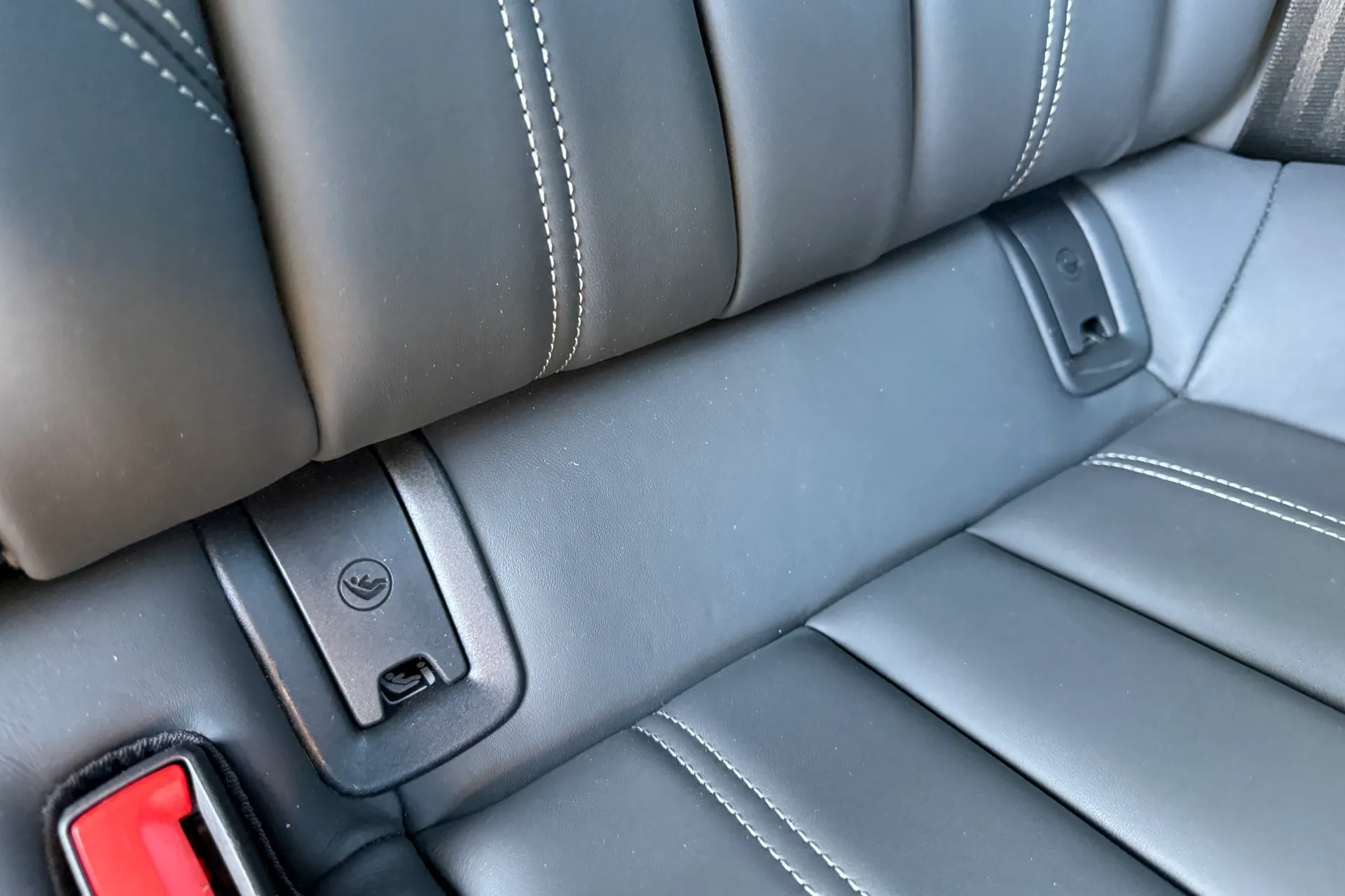 Audi A4 thumbnail image number 44