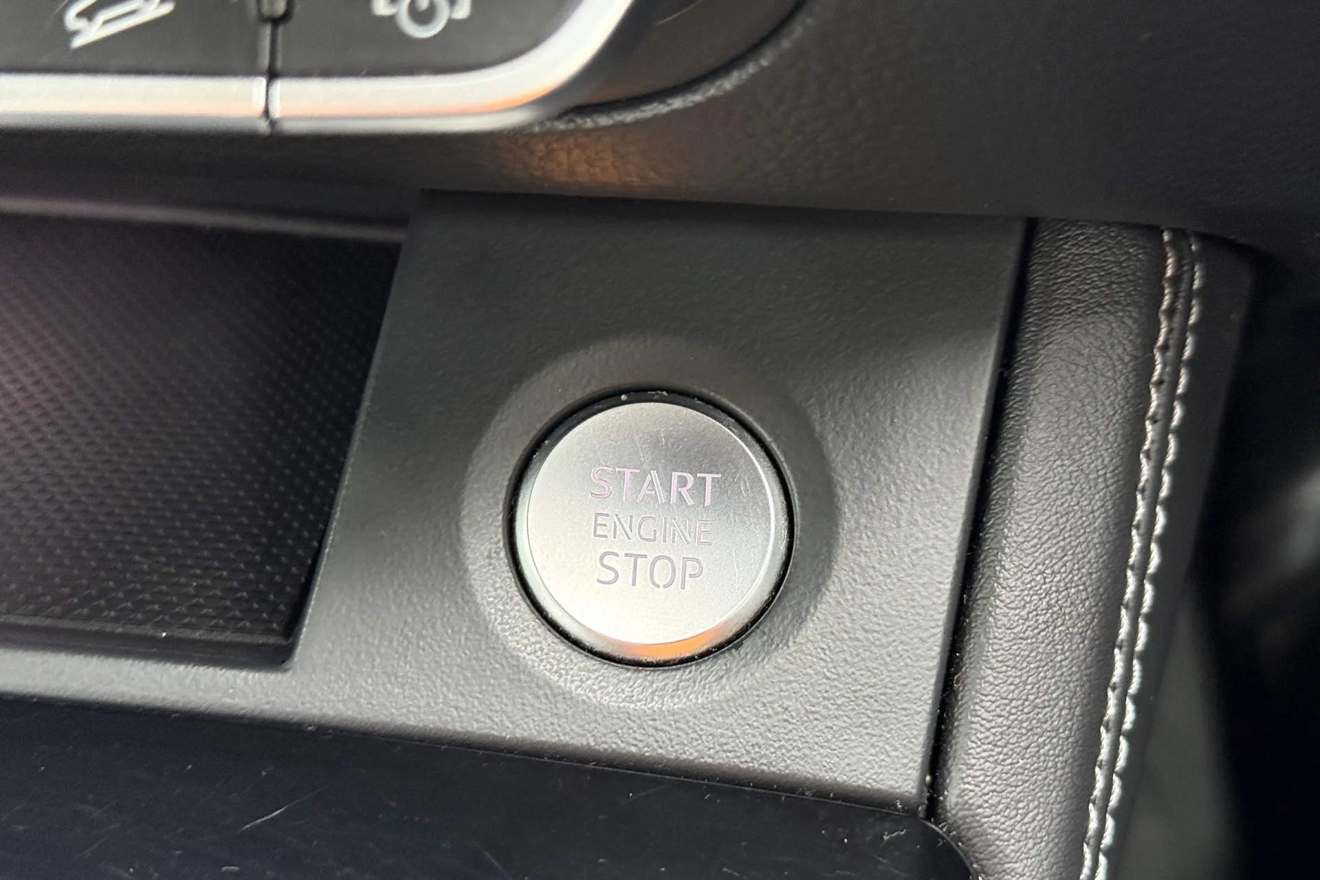 Audi Q5 thumbnail image number 16