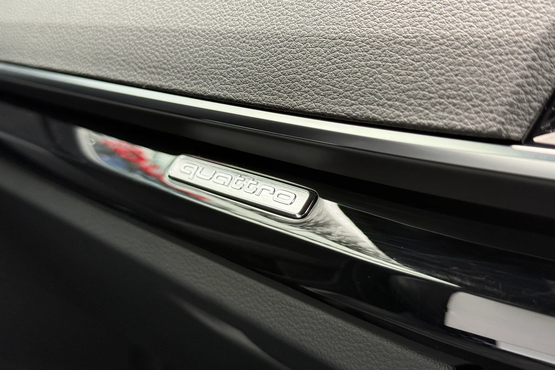 Audi Q5 thumbnail image number 21