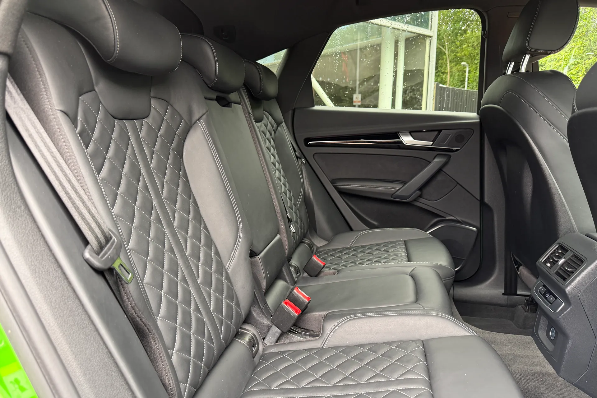 Audi Q5 thumbnail image number 28