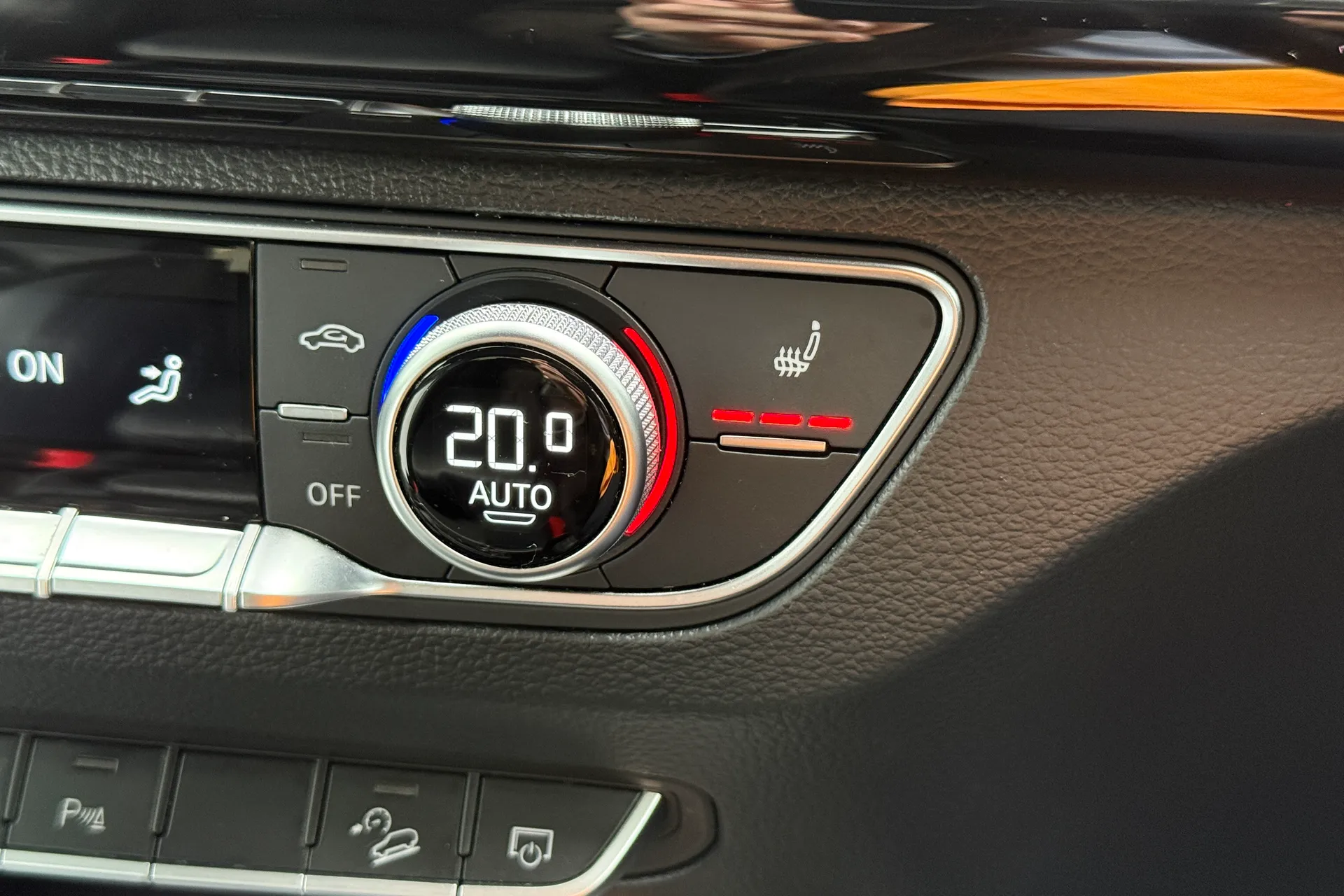 Audi Q5 thumbnail image number 15