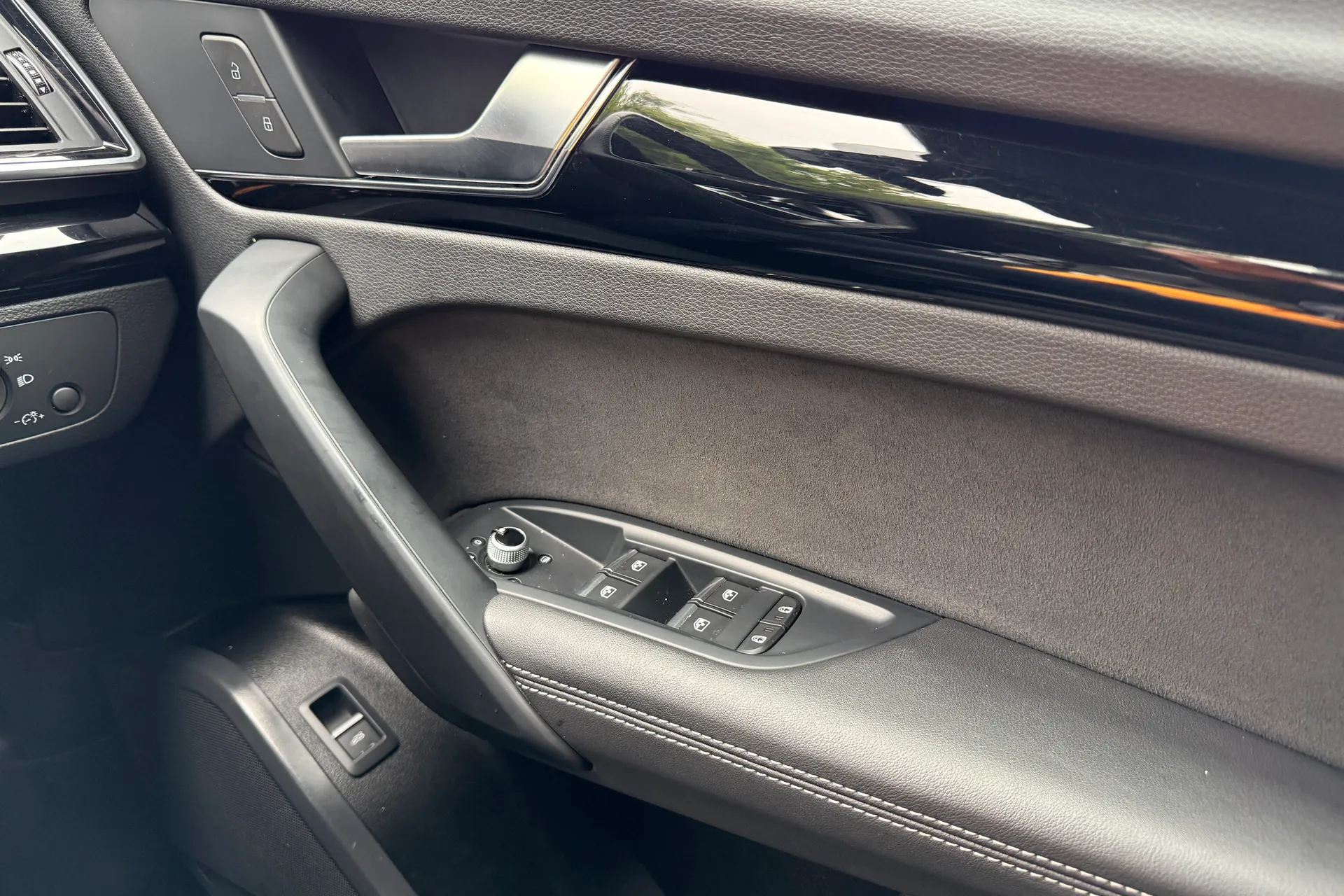 Audi Q5 thumbnail image number 19