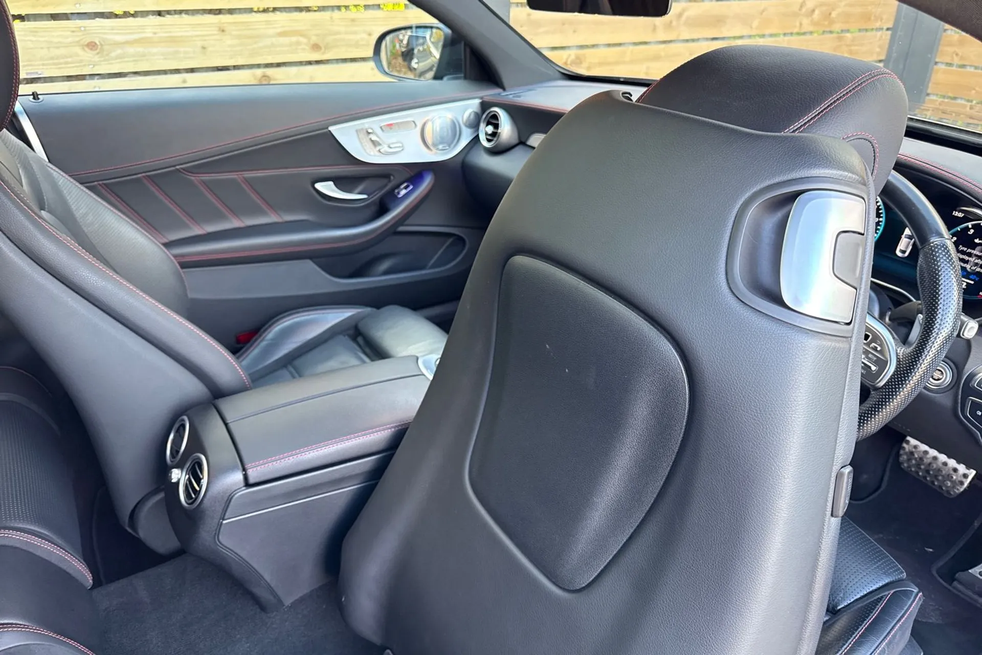 MERCEDES-BENZ C CLASS thumbnail image number 26